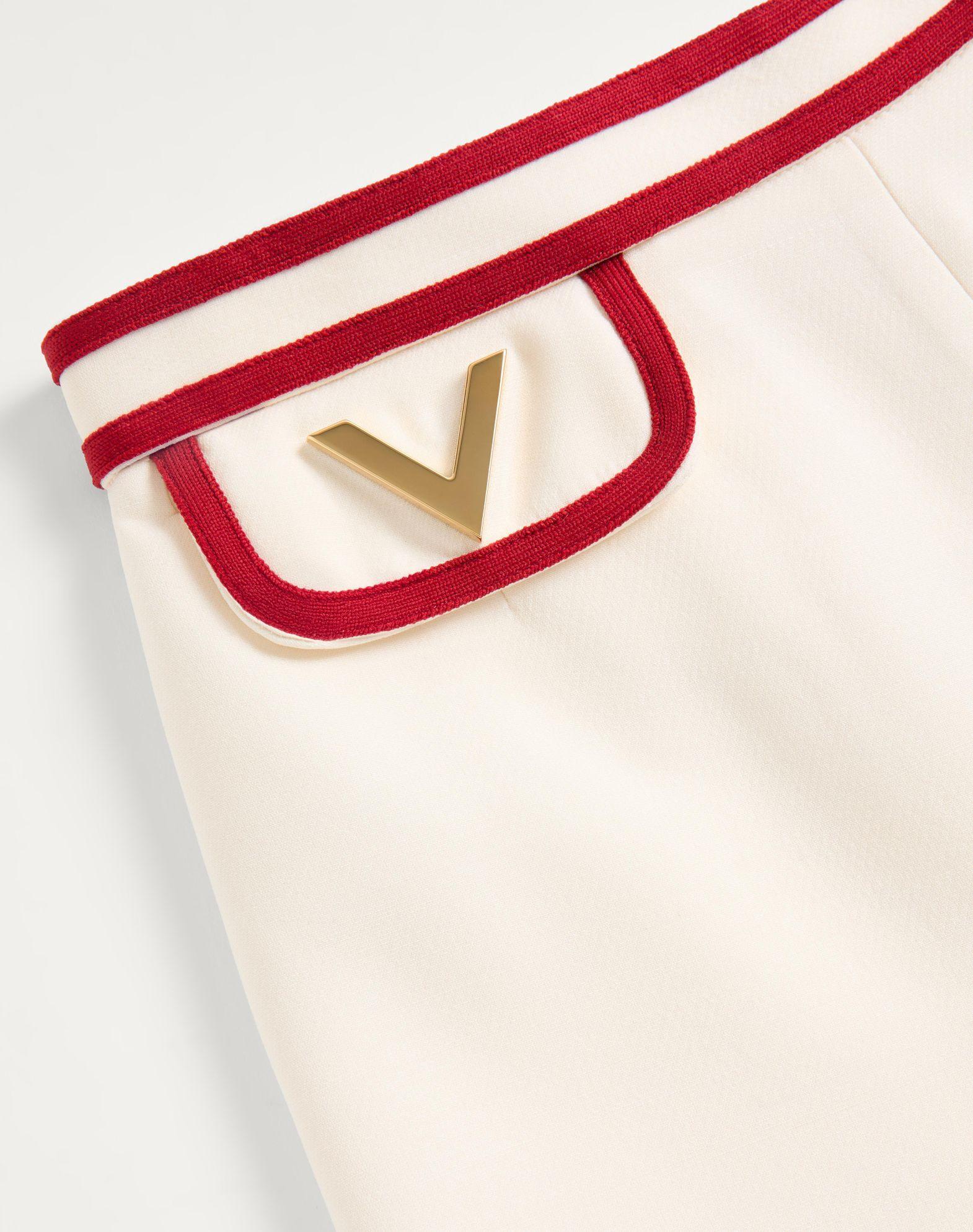 Crepe Couture Shorts Product Image
