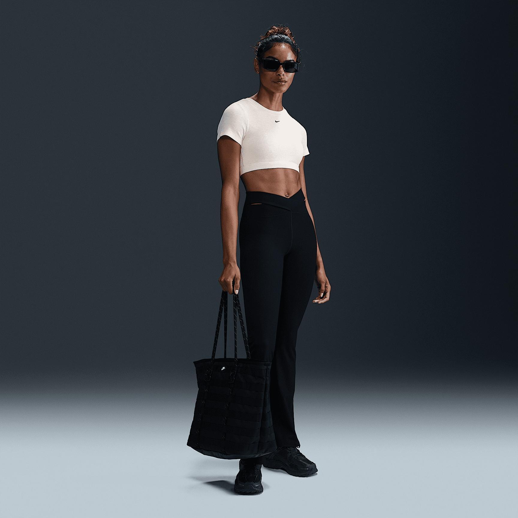 Nike Sportswear Classic Women's Light-Support Baby Tee Bra Product Image