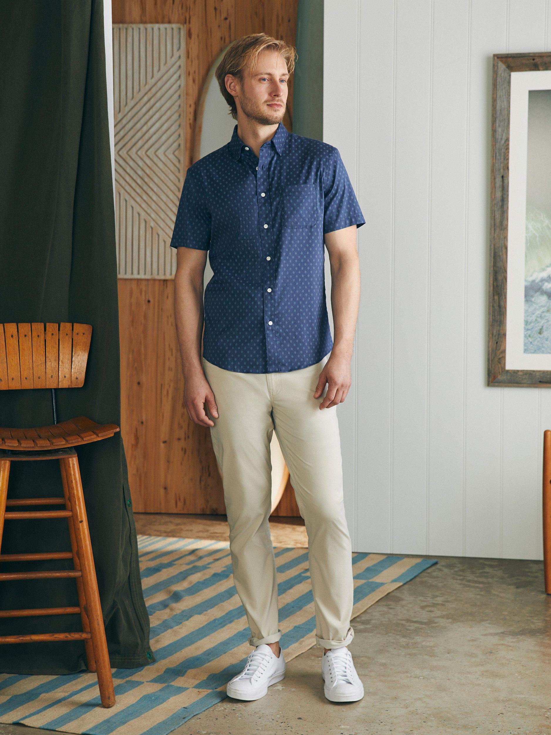 Movement™ Short-Sleeve Shirt - Navy Dusk Diamond Print Male Product Image