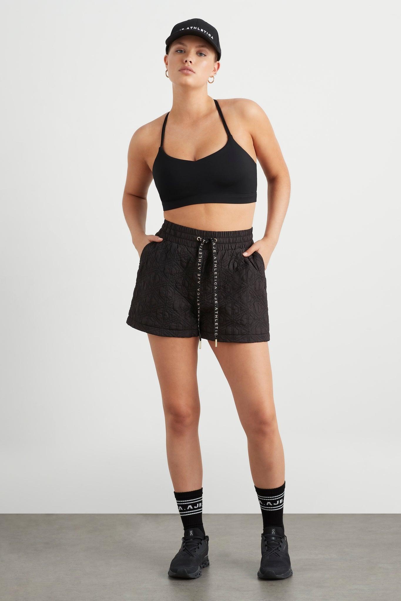 Quilted Logo Spray Shorts 623 Product Image