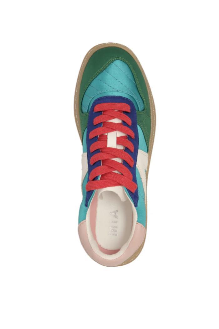 Vesta Sneaker Product Image