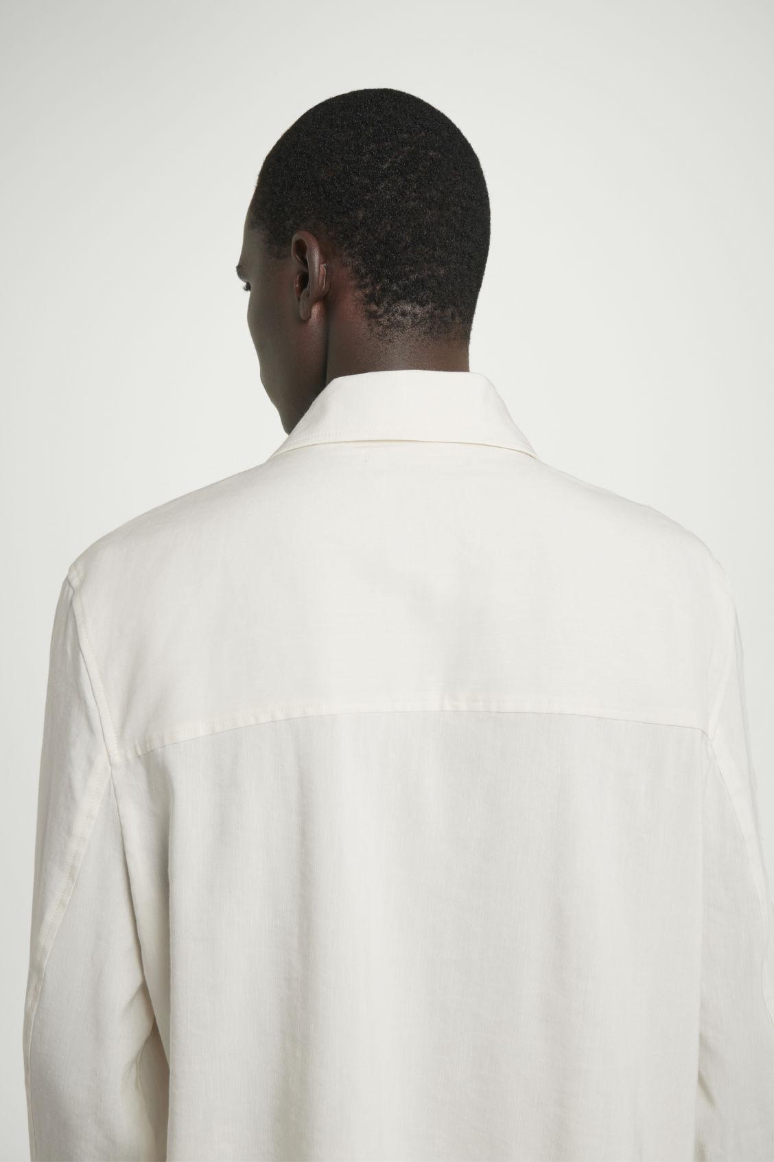 LINEN-BLEND UTILITY OVERSHIRT Product Image