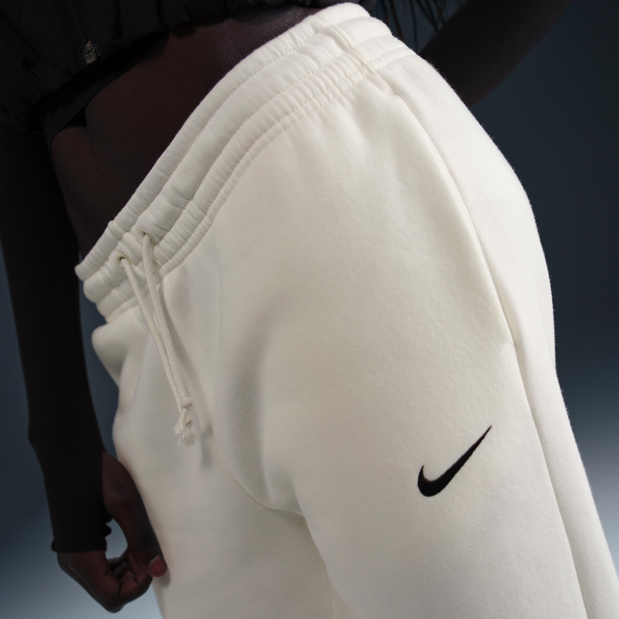 Women's Nike Sportswear Phoenix Fleece Mid-Rise Open-Hem Pants Product Image