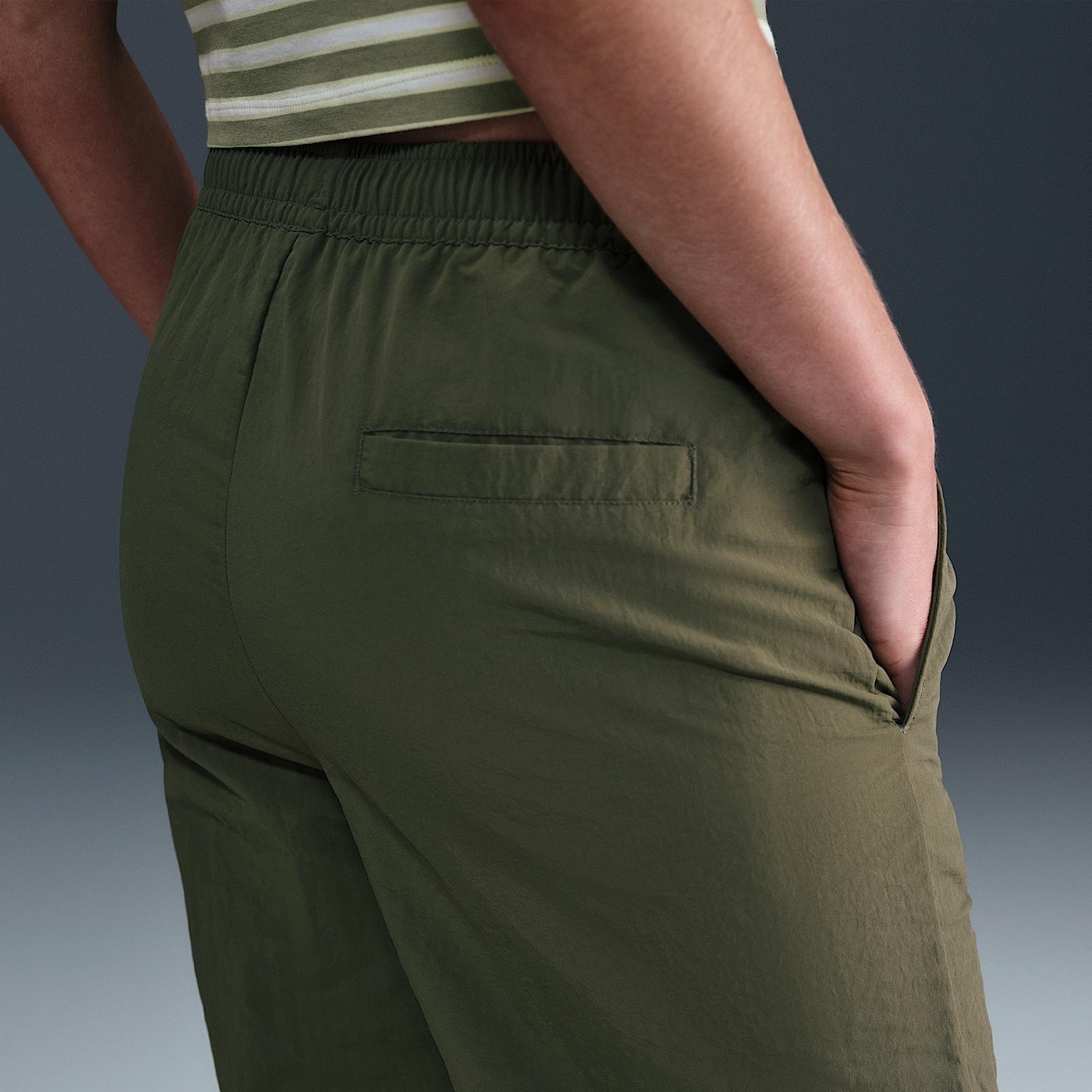 Women's Nike Sportswear Everything Wovens Mid-Rise Open-Hem Pants Product Image
