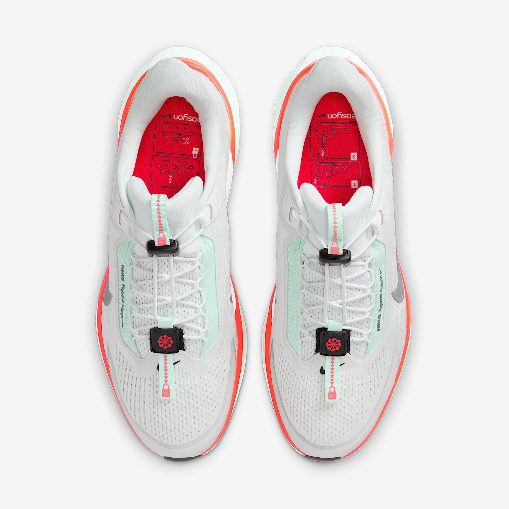 Nike Men's Pegasus EasyOn Road Running Shoes Product Image