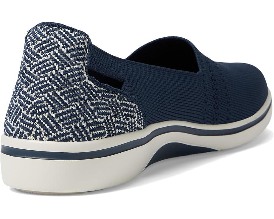 Women's SKECHERS Performance Arch Fit Uplift - Jasper Product Image