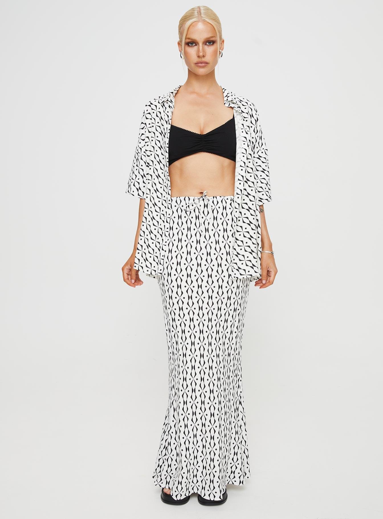Mercer Linen Blend Maxi Skirt Black / White Product Image