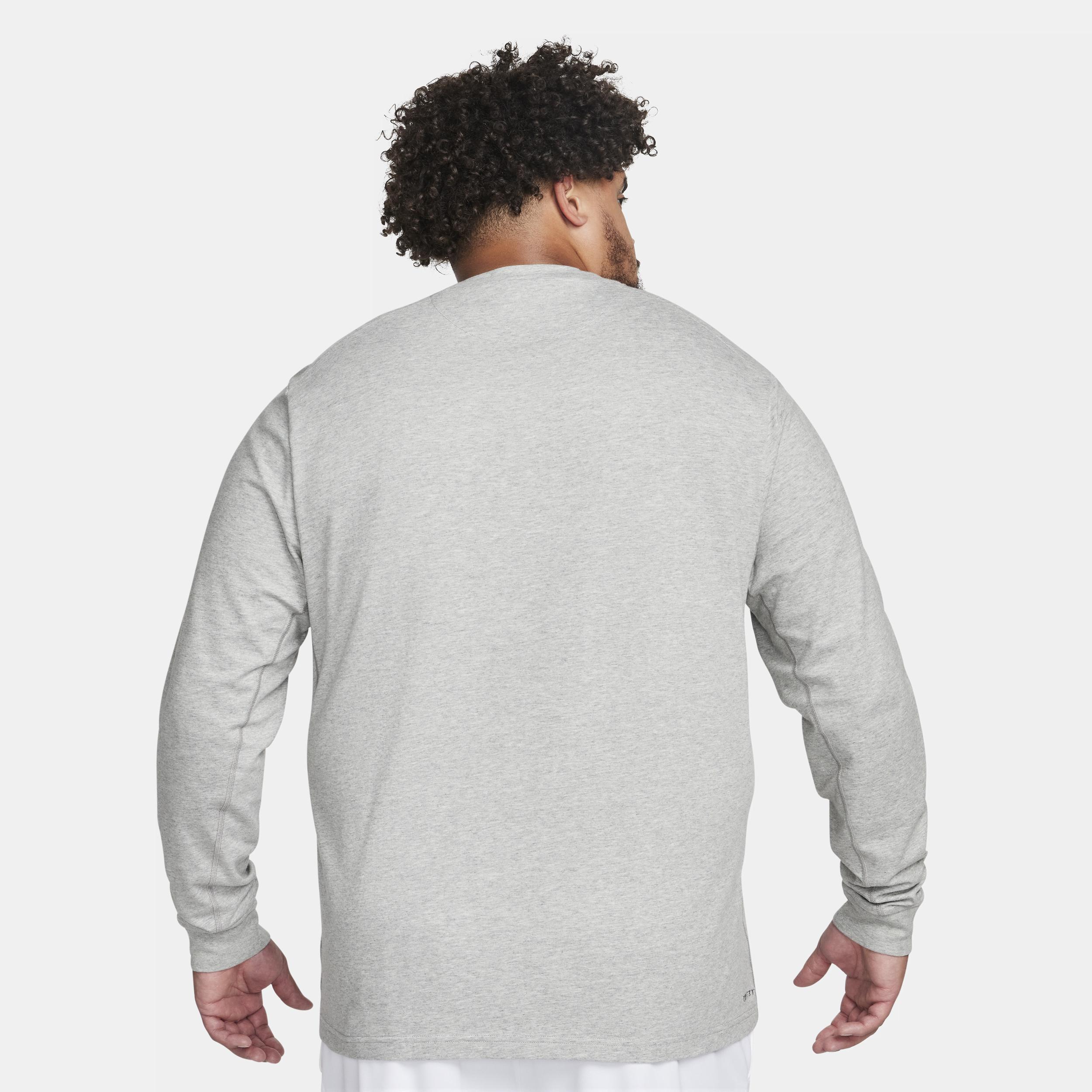 Nike Men's Primary Dri-FIT Long-Sleeve Versatile Top Product Image