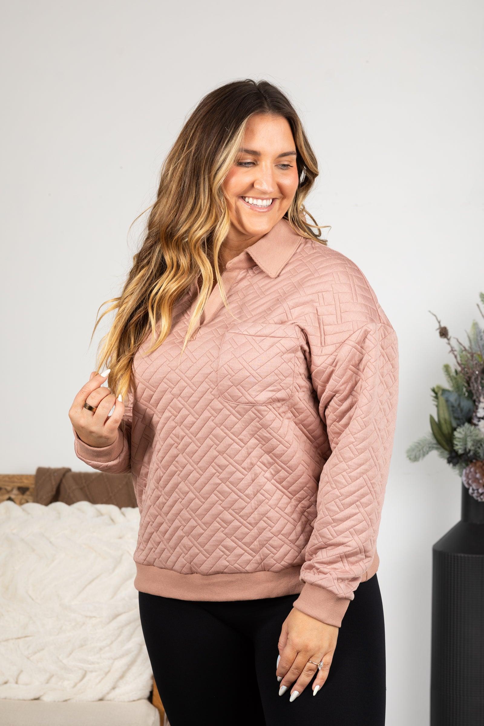 Soft Quilted Pullover With Collar Product Image