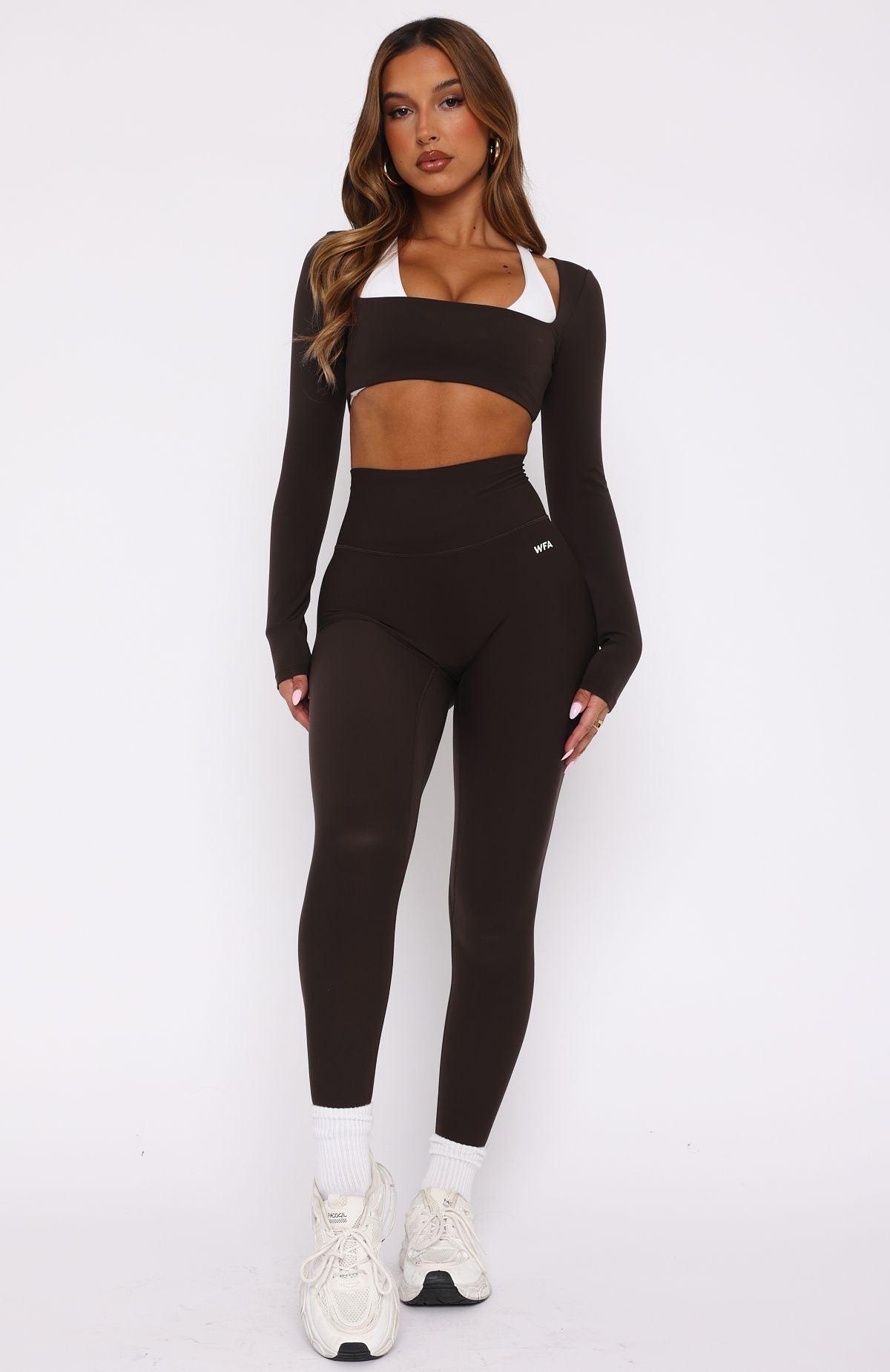 Sprinting Zip Pocket Leggings Espresso Product Image