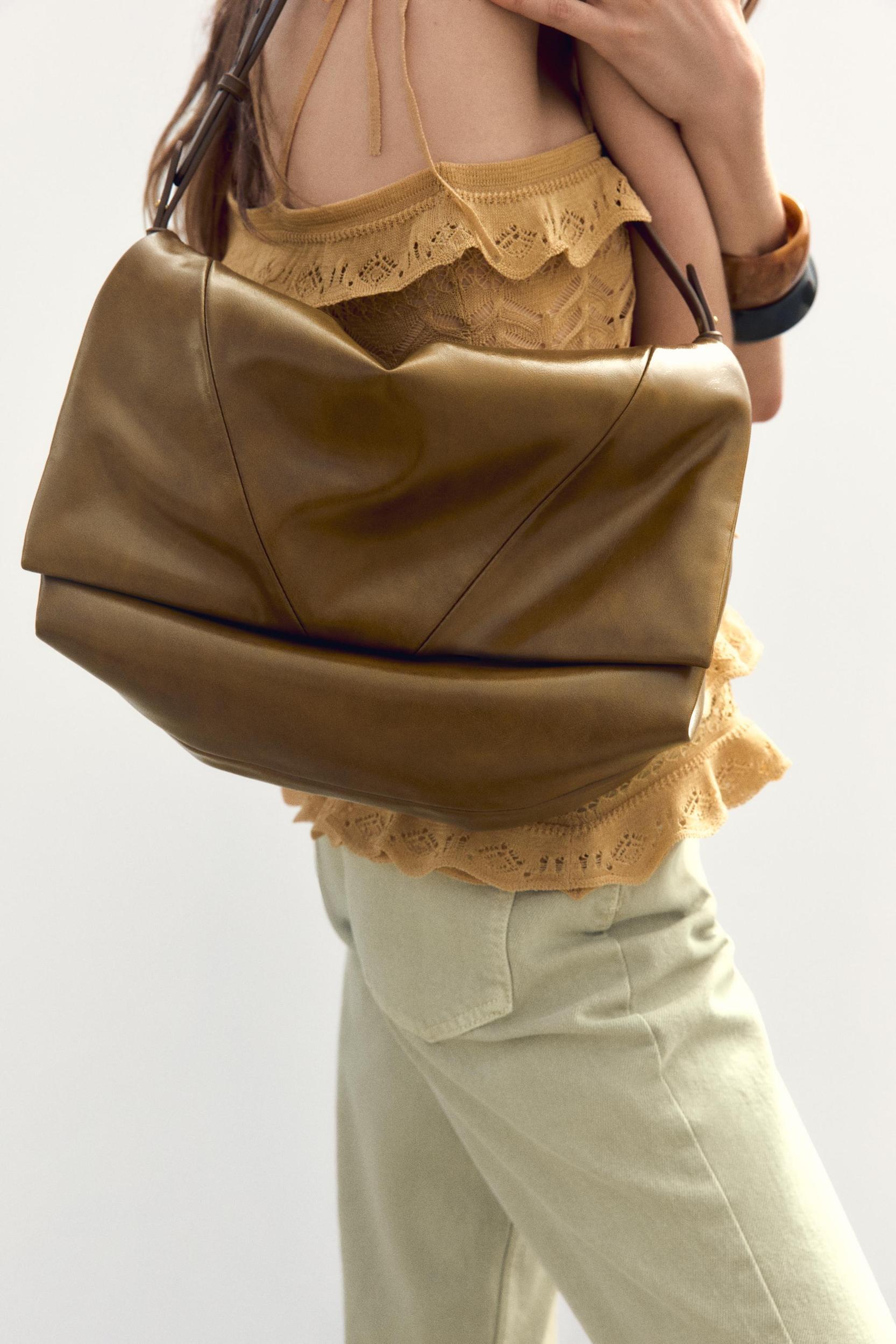 ELONGATED CROSSBODY ENVELOPE BAG Product Image