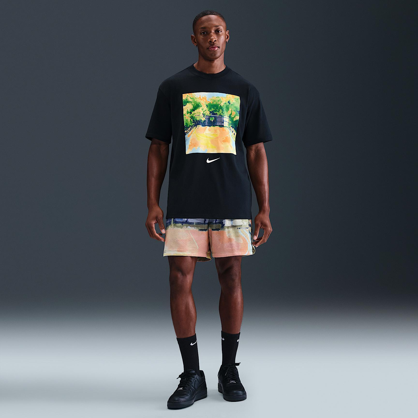 Nike Men's Max90 T-Shirt Product Image