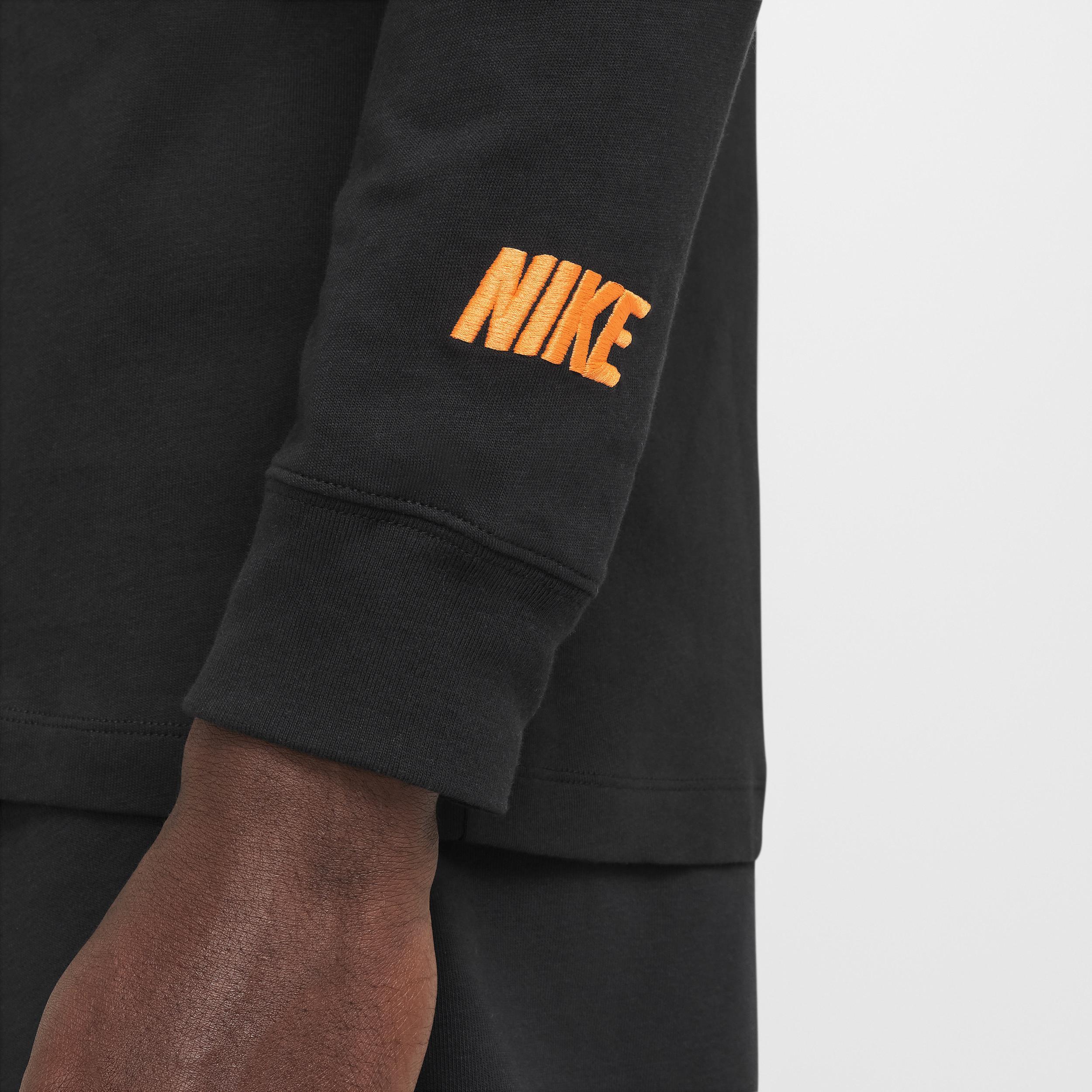 Nike Men's Long-Sleeve Basketball T-Shirt Product Image