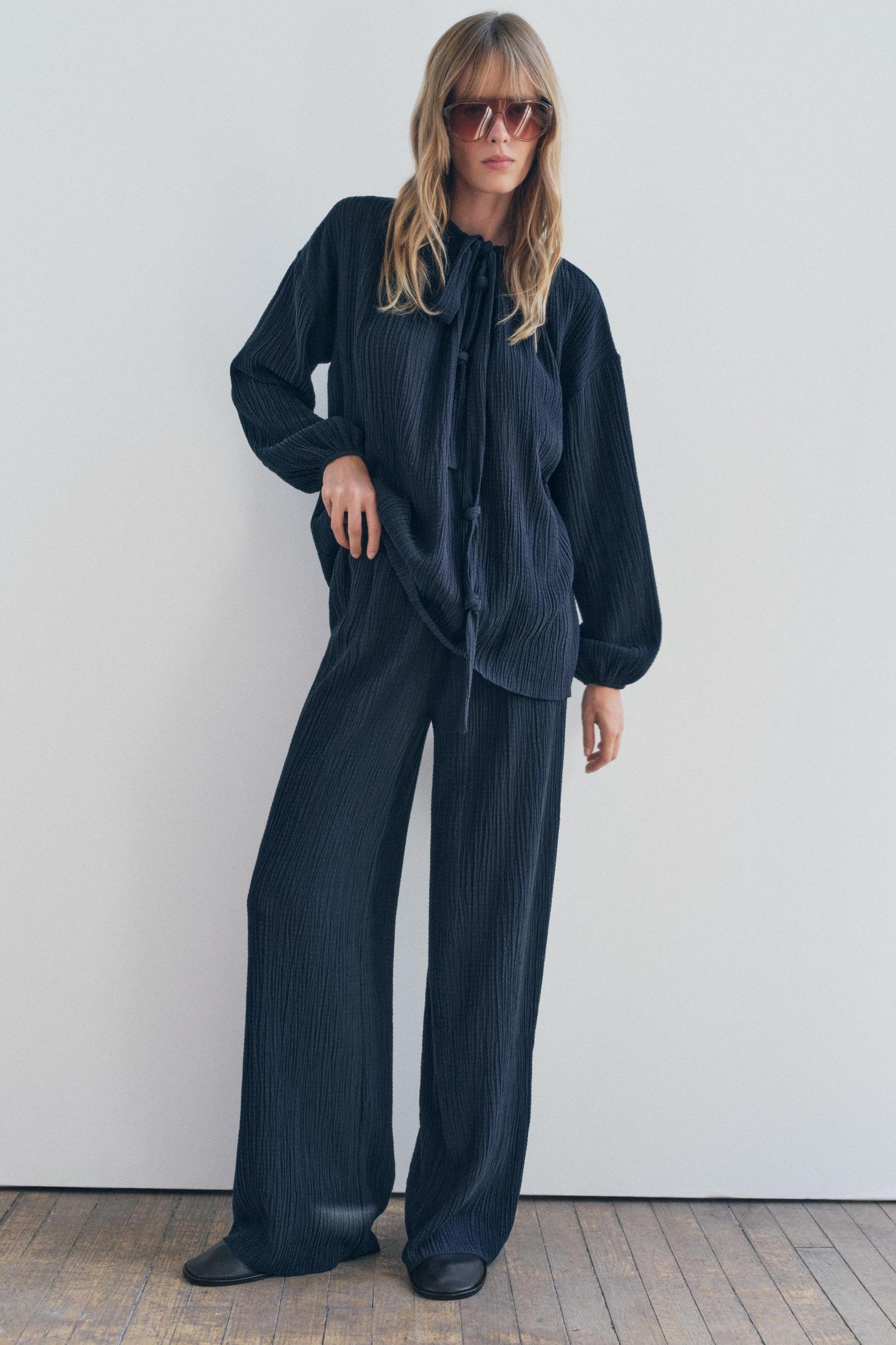 TEXTURED WIDE LEG PANTS Product Image