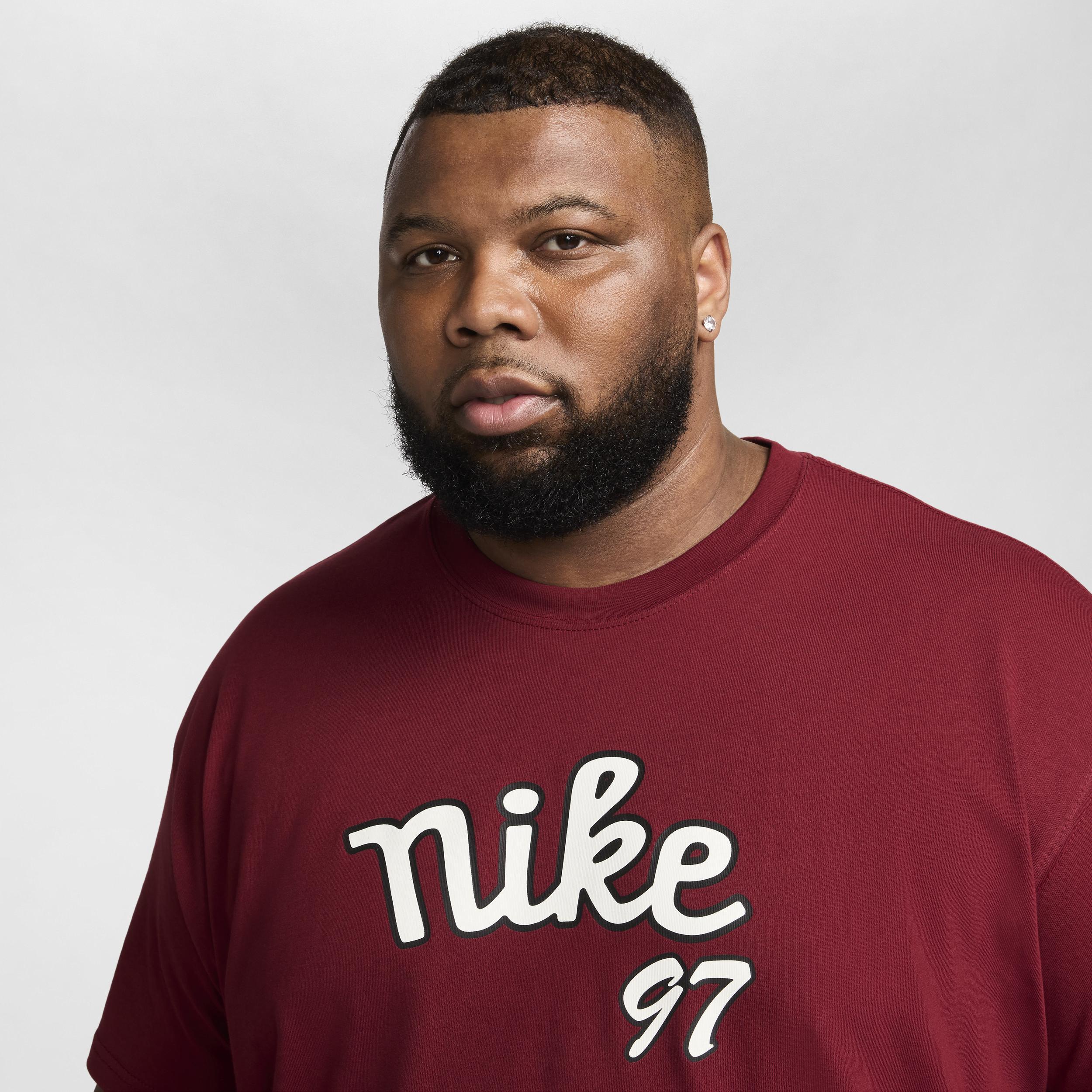 Nike Men's Max90 Basketball T-Shirt Product Image