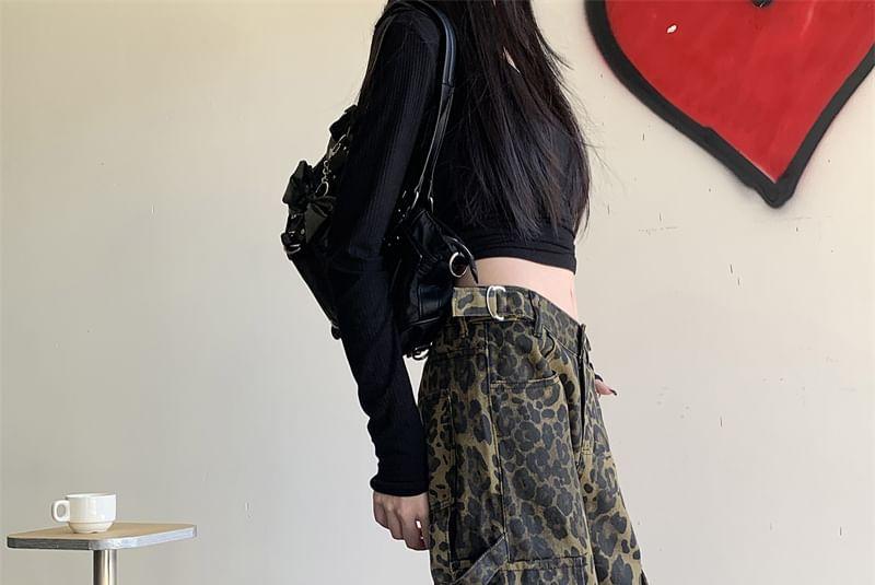 Low Waist Leopard Print Pocket Detail Wide Leg Jeans Product Image