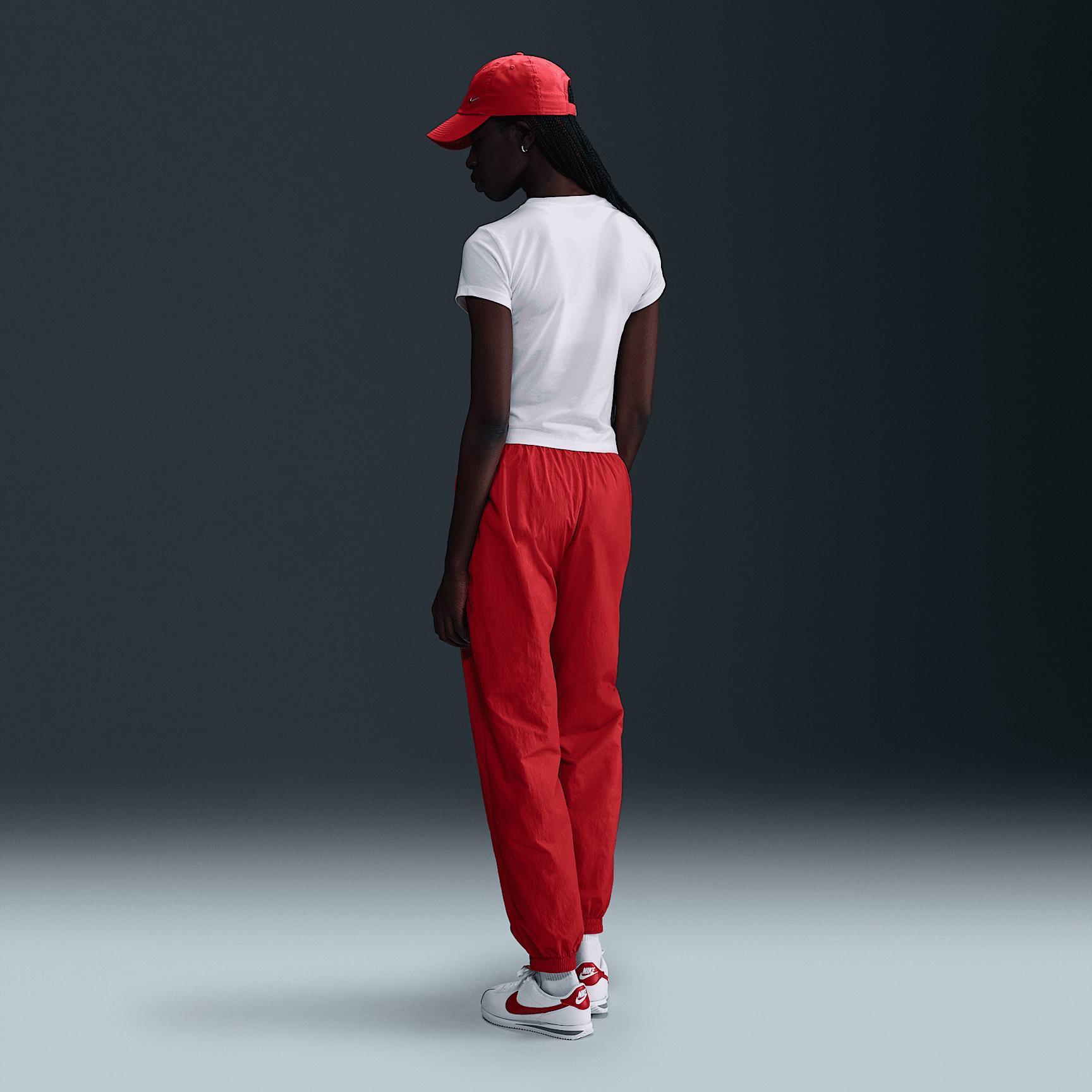 Nike Sportswear Chill Knit Women's Slim Cropped T-Shirt Product Image