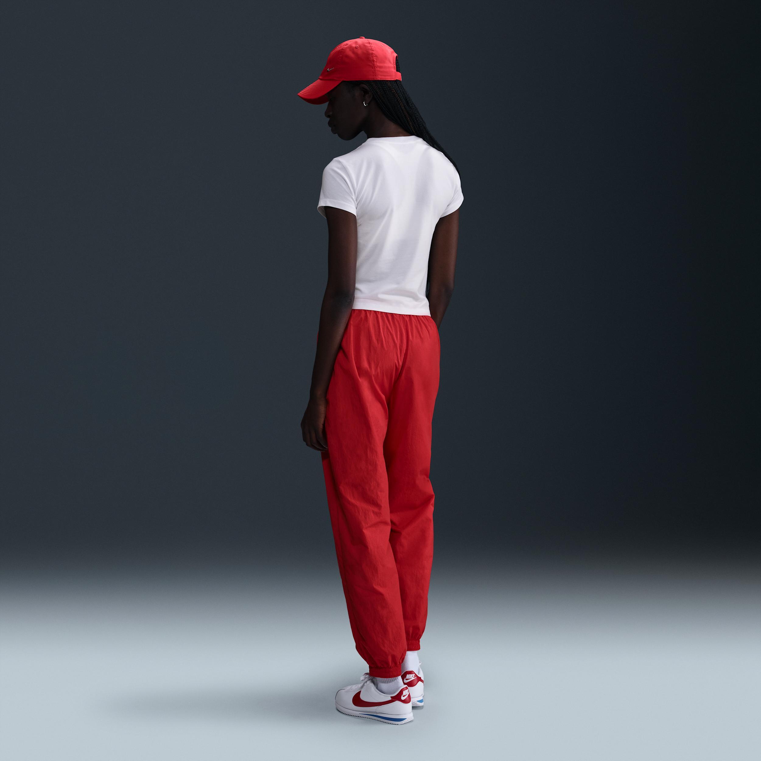 Nike Sportswear Chill Knit Women's Slim Cropped T-Shirt Product Image