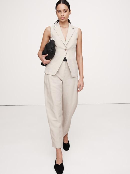 Hourglass Tencel™-Linen Vest Product Image