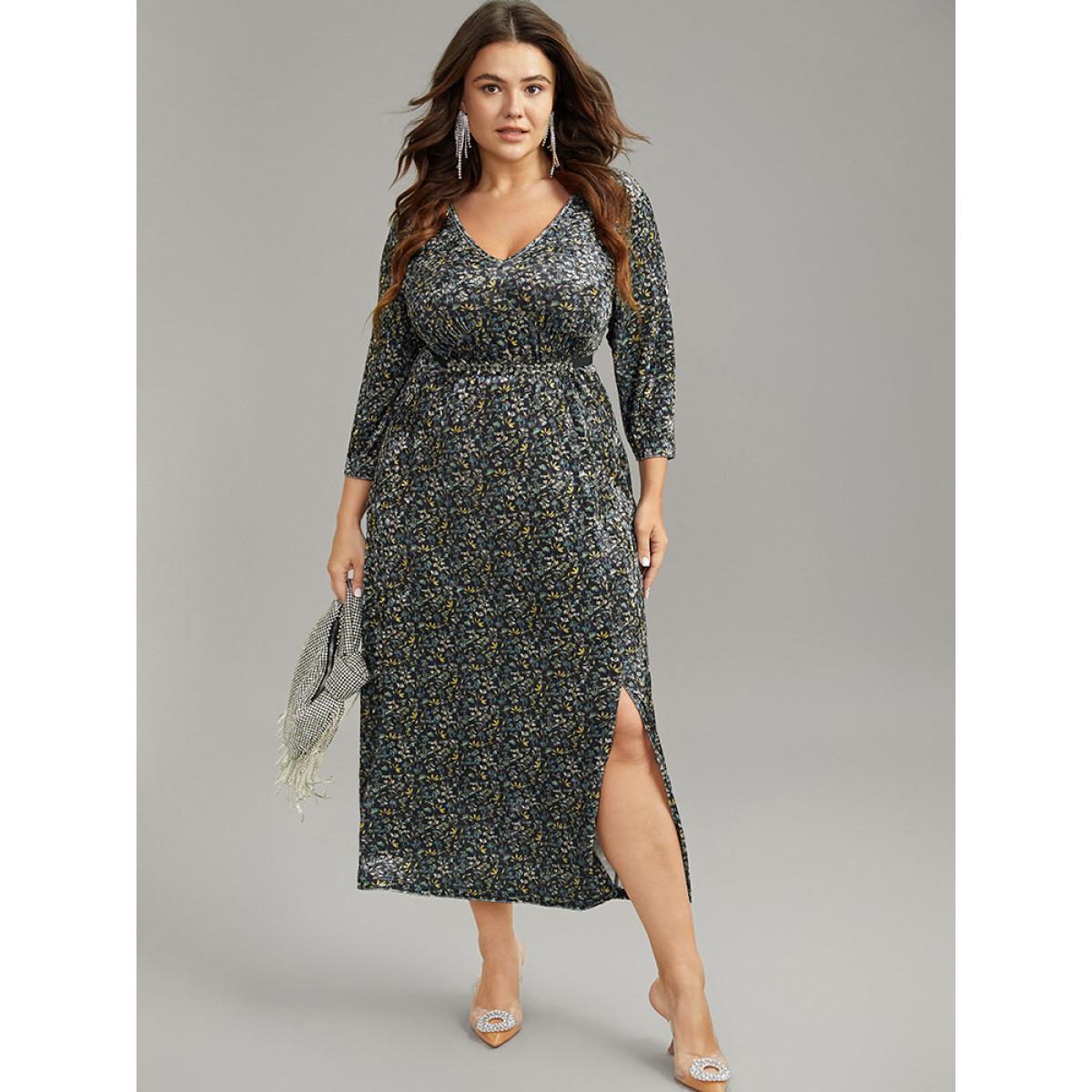 Plus Size Velvet V Neck Ditsy Floral Split Hem Dress Black Women Glamour Printed V-neck Elbow-length sleeve Curvy Midi Dress BloomChic 26/4X Product Image