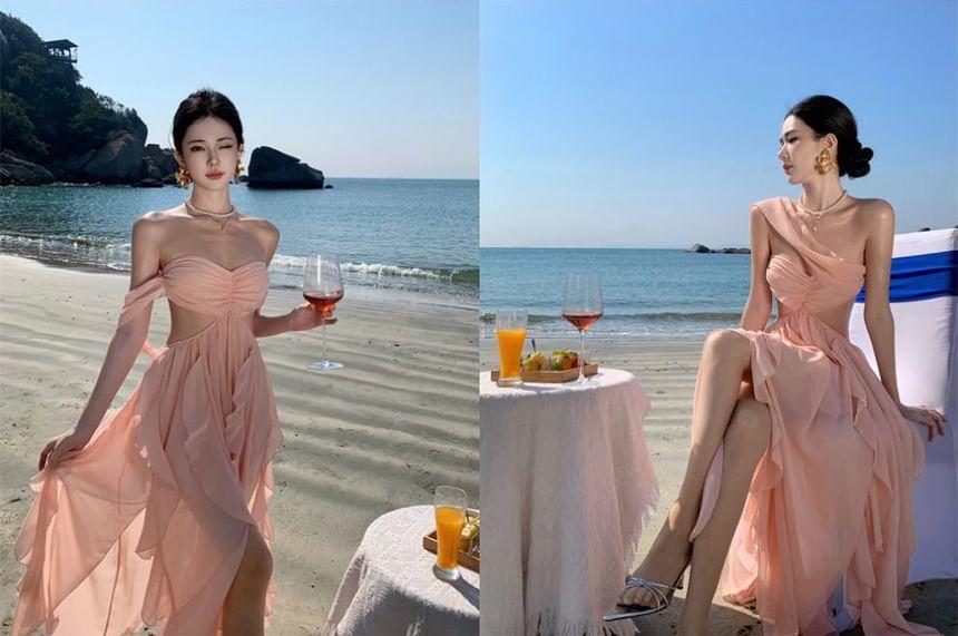 Sleeveless One Shoulder Plain Cutout Ruched Maxi A-Line Dress Product Image