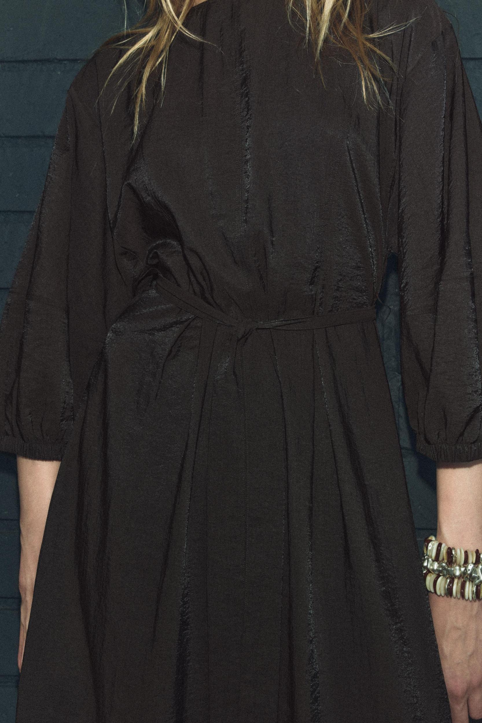 ZW COLLECTION BELTED MIDI DRESS Product Image