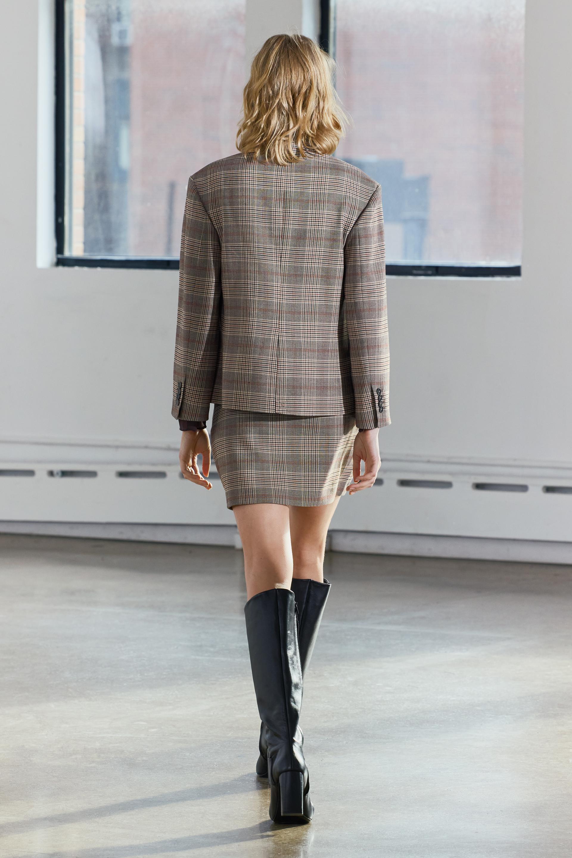 CHECKERED SHORT SKIRT ZW COLLECTION Product Image