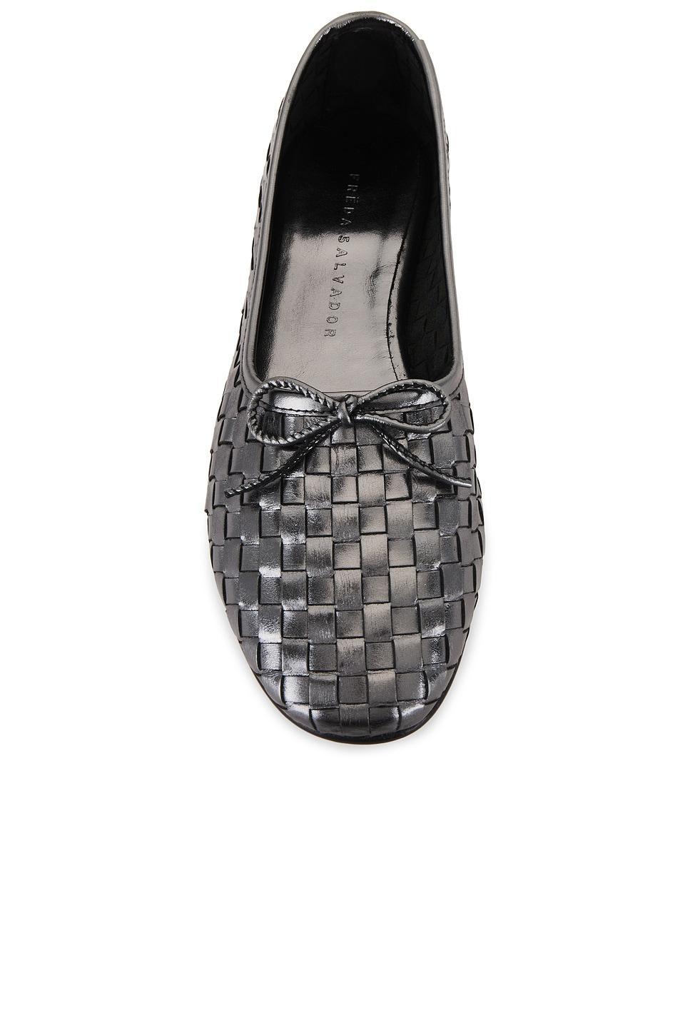 Roma Flat Freda Salvador Product Image