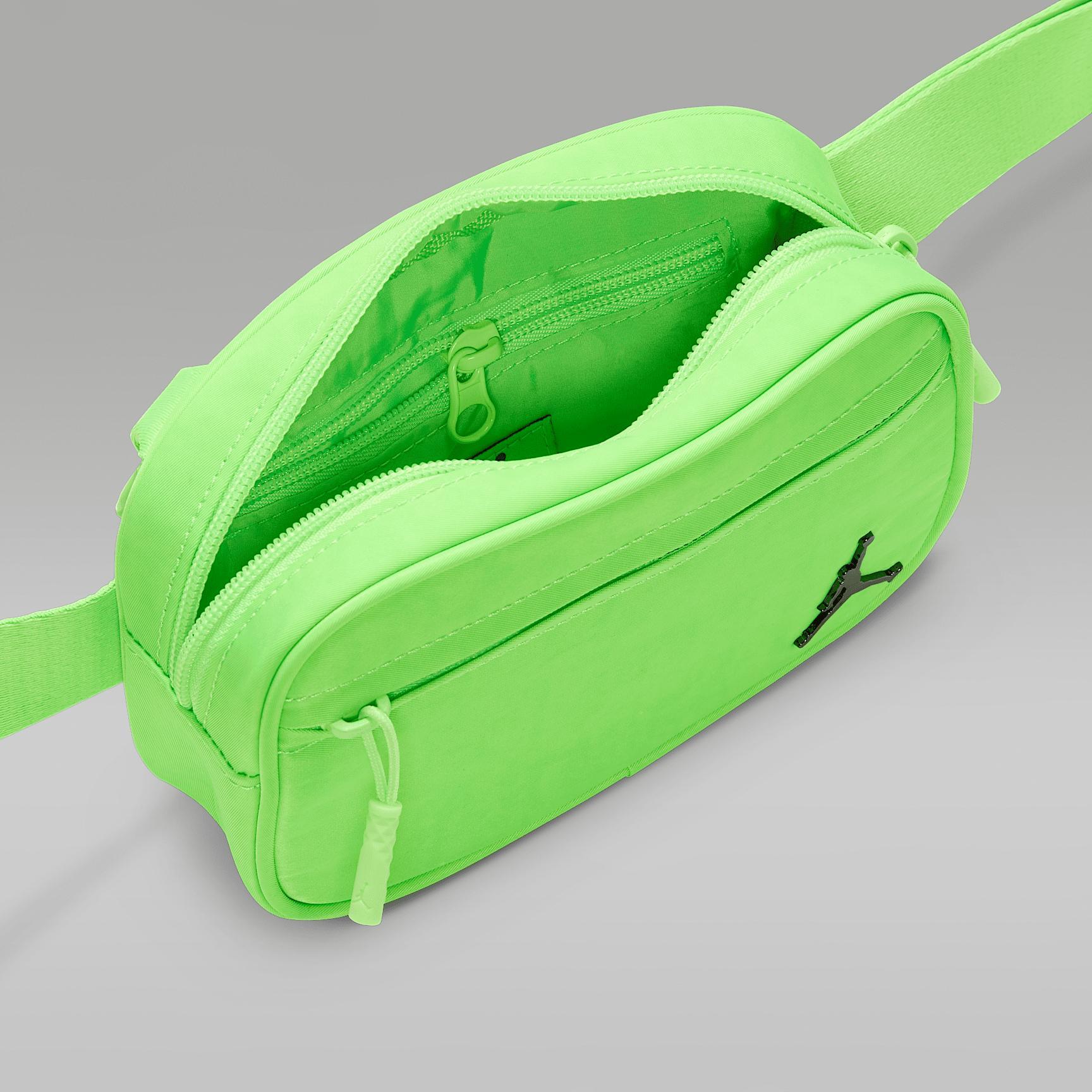 Jordan Alpha Camera Bag (1L) Product Image