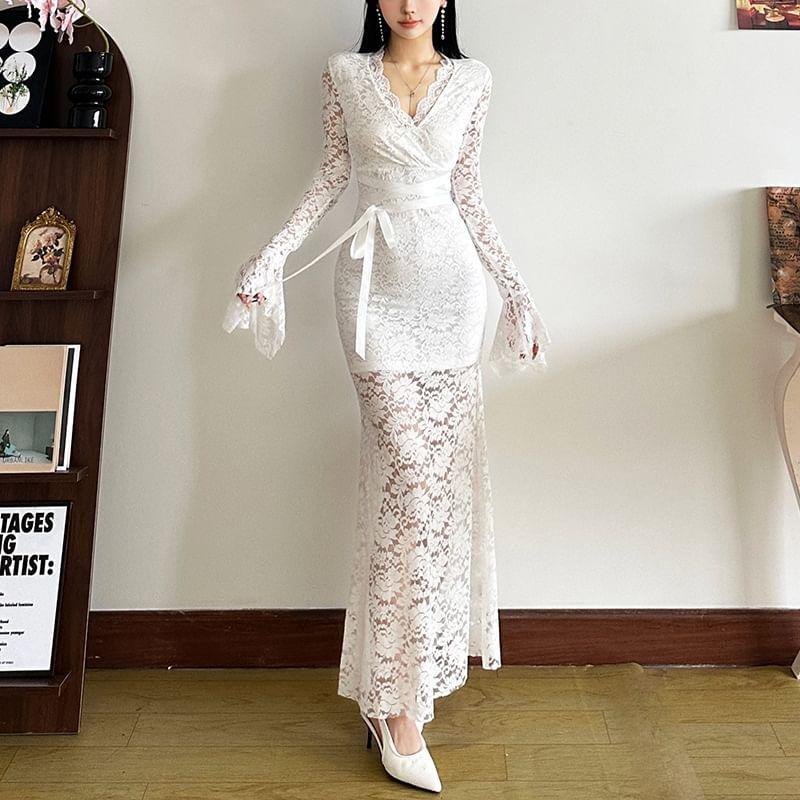Long-Sleeve V-Neck Lace Maxi Sheath Dress Product Image