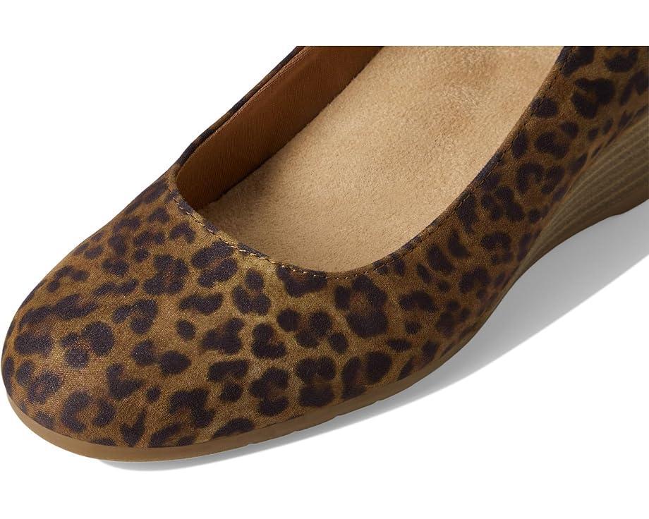 Sloane Wedge Product Image