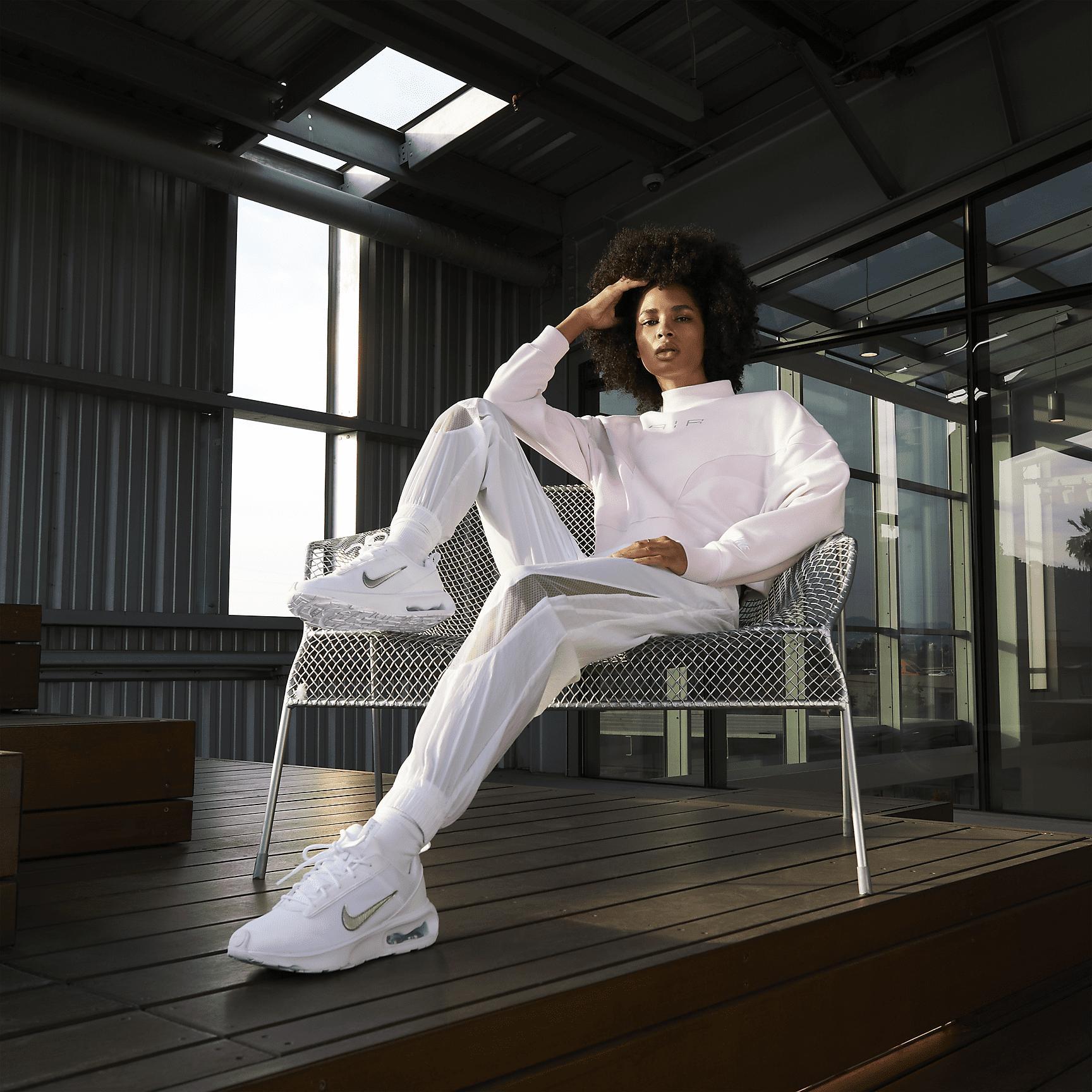 Nike Women's Air Max INTRLK Lite Shoes Product Image