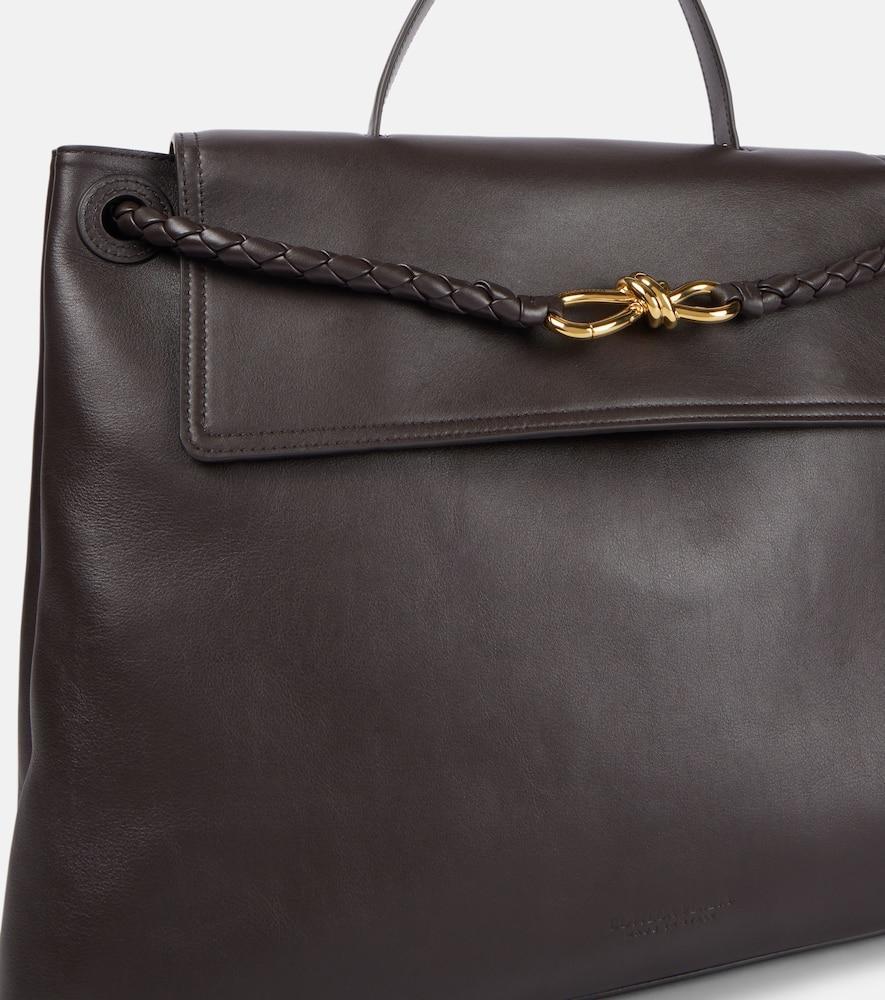 BOTTEGA VENETA Andiamo Large Leather Top-handle Bag In Fondant-m Brass Product Image