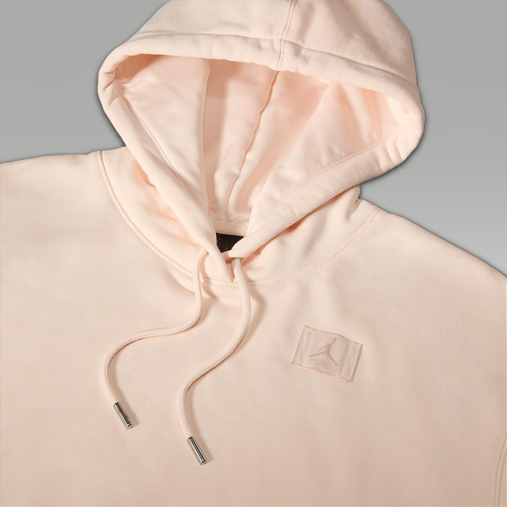 Jordan Flight Fleece Women's Satin-Lined Pullover Hoodie Product Image