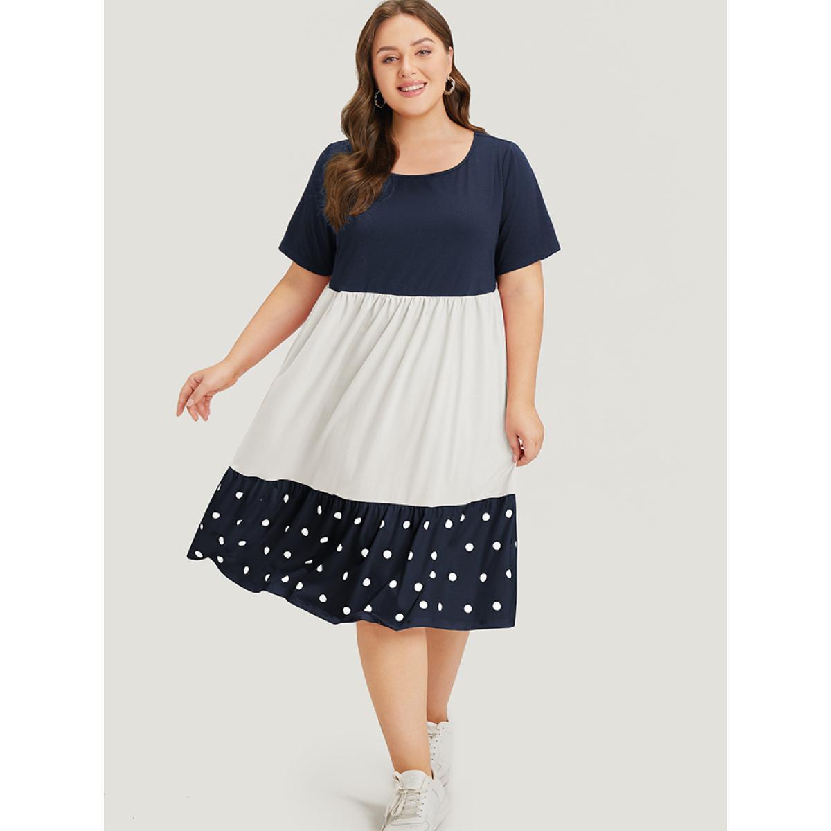Plus Size Colorblock Contrast Pocket Ruffles Patchwork Polka Dot Dress Navy Women Casual Contrast Round Neck Short sleeve Curvy Midi Dress BloomChic 26/4X Product Image