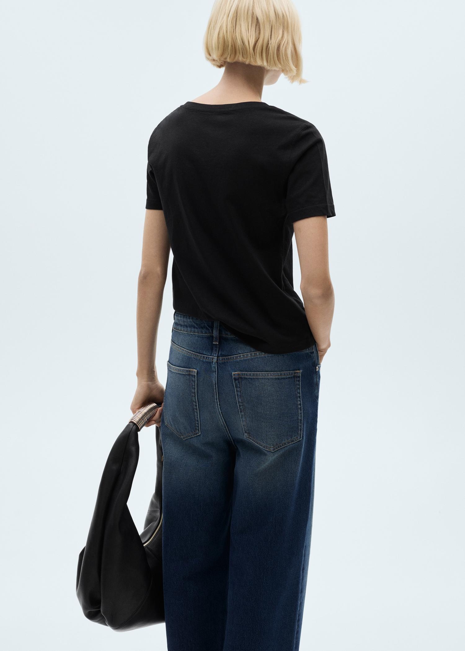 V-neck cotton T-shirt - Women | MANGO USA Product Image