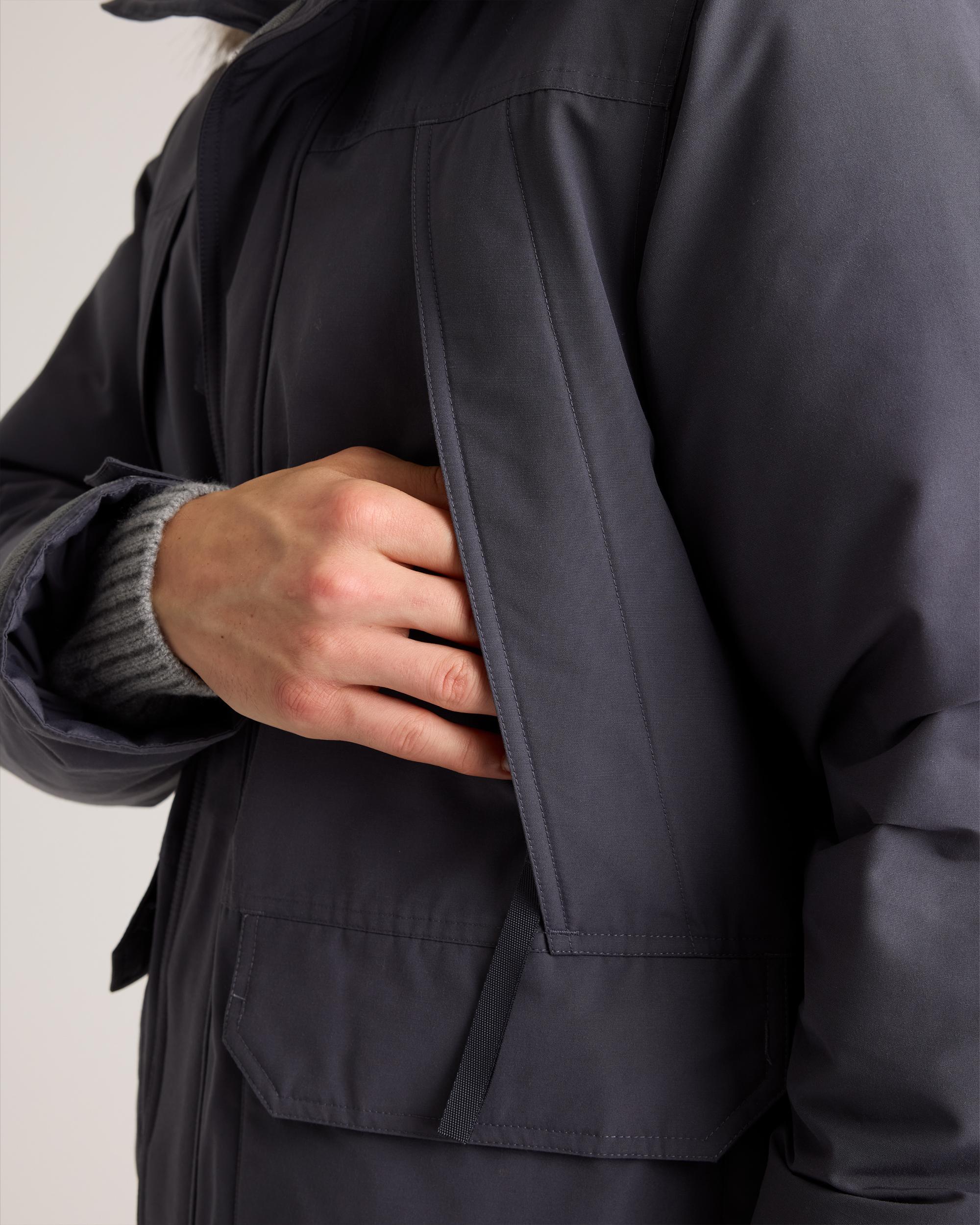Quince | Men's Responsible Down Hooded Parka Size XL, Recycled Polyester Product Image