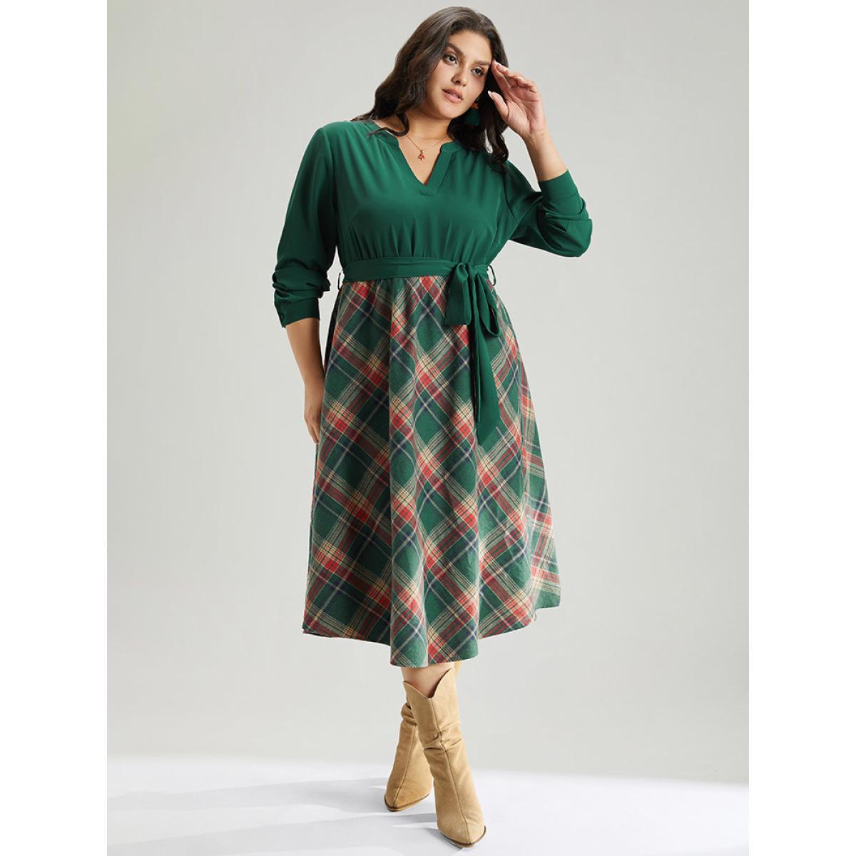 Plus Size Twill Plaid Print Notched Contrast Belted Dress DarkGreen Women Elegant Belted Notched collar Long Sleeve Curvy Midi Dress BloomChic 26/4X Product Image