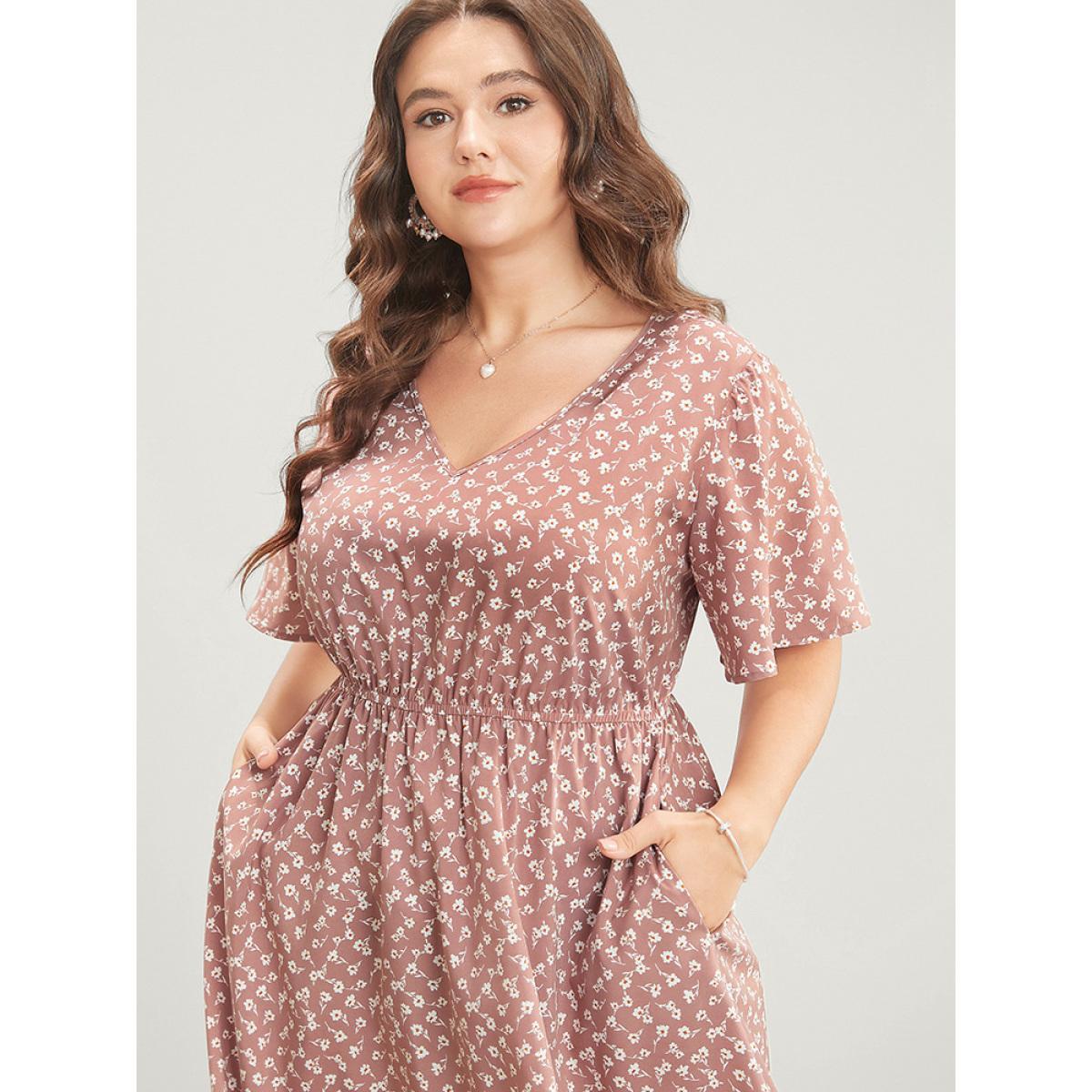 Plus Size Ditsy Floral Ruffles Pocket Elastic Waist V Neck Midi Dress DustyPink Women Elegant Elastic Waist V-neck Short sleeve Curvy Midi Dress BloomChic 12/L Product Image