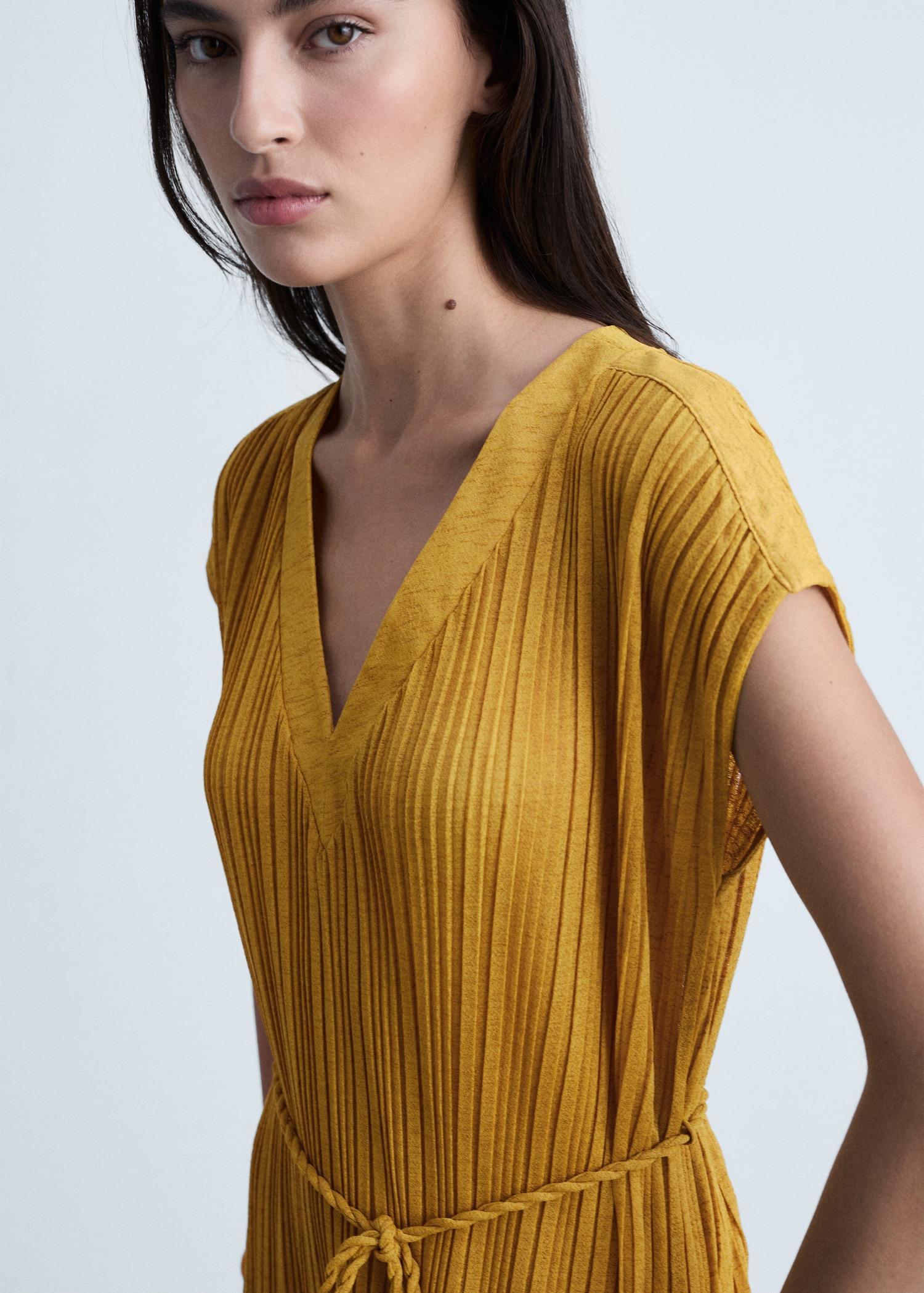 Belt pleated dress - Women | MANGO USA Product Image