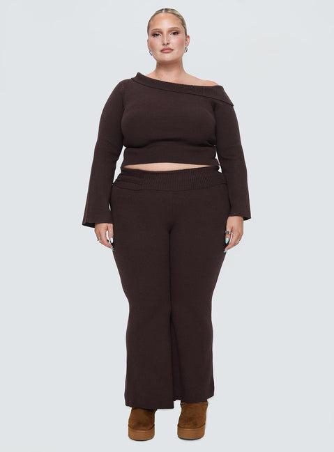 Try Me Knit Pants Chocolate Curve Product Image