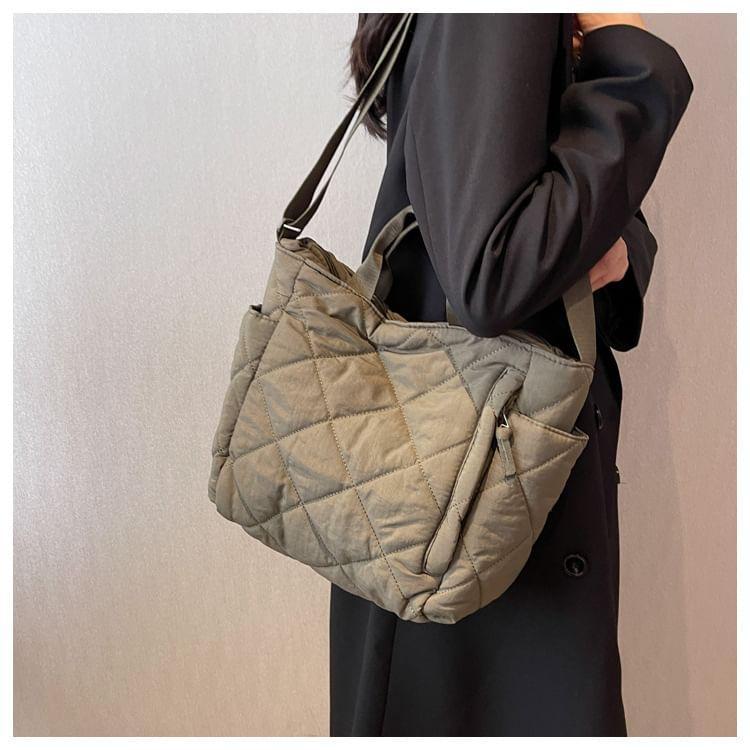 Quilted Multi-Pocket Tote Bag Product Image