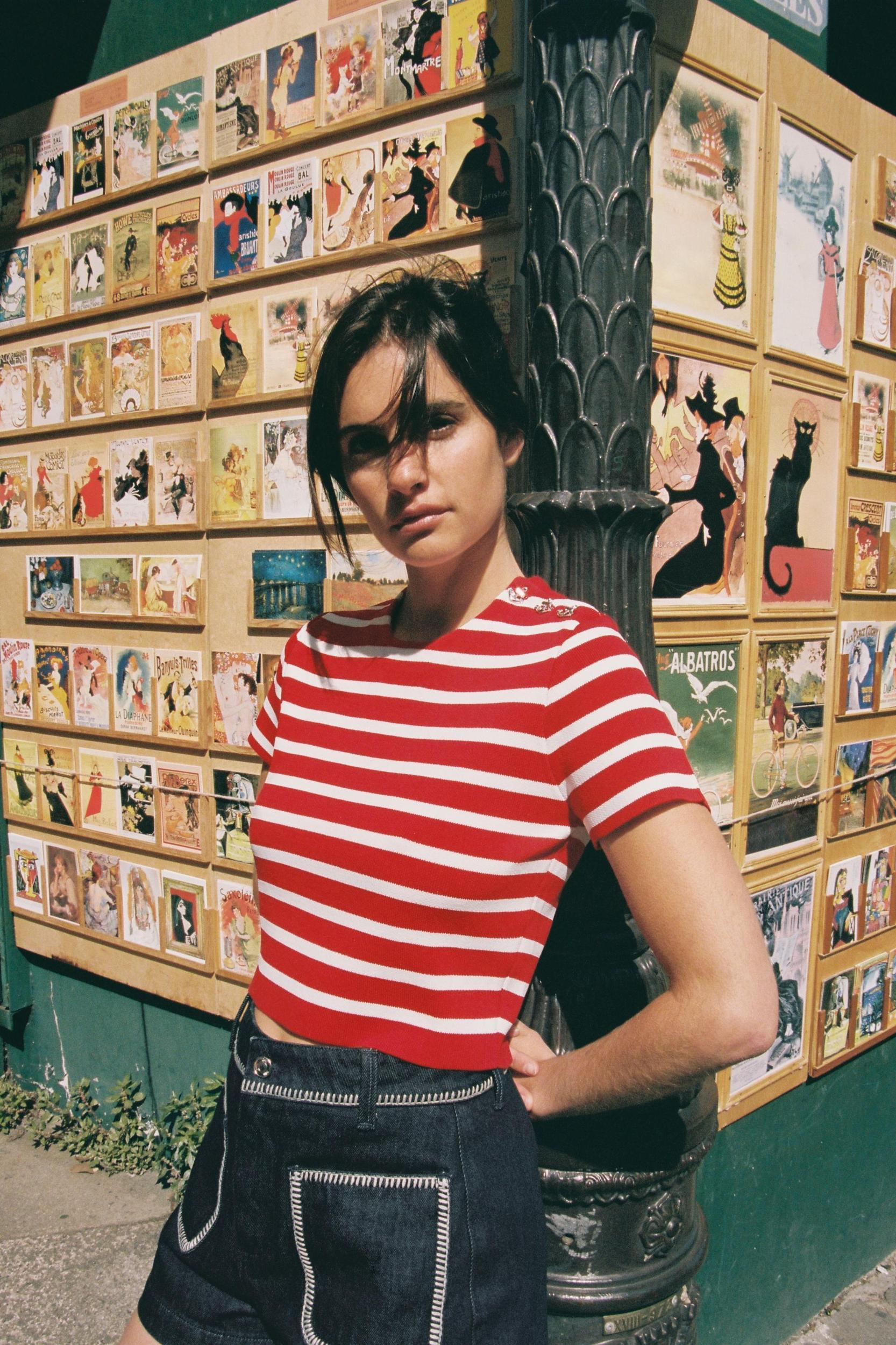 STRIPED KNIT SHORT SLEEVE TOP Product Image