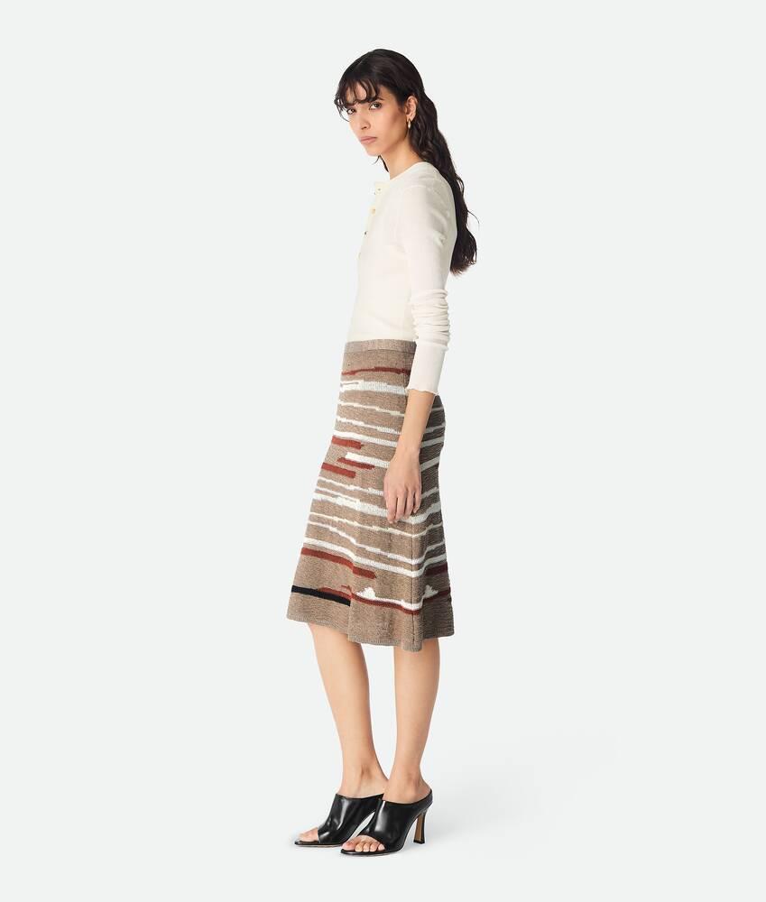 Women's Linen And Cotton Skirt in Stonemel/maple/chalk Product Image