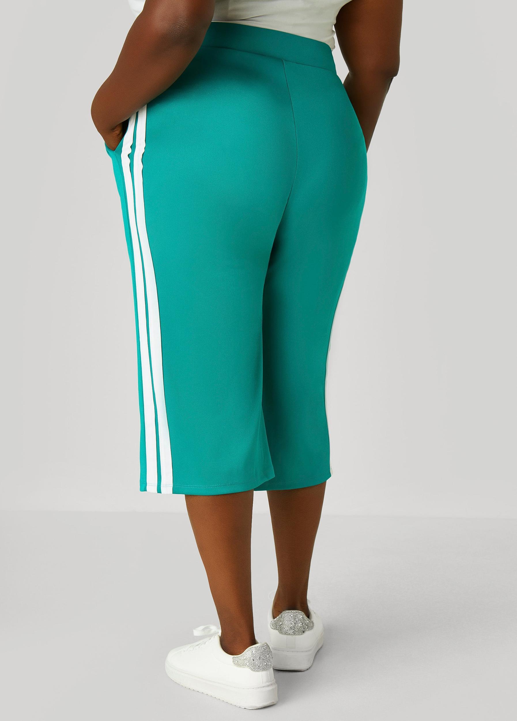 Stripe Trimmed Capris Product Image