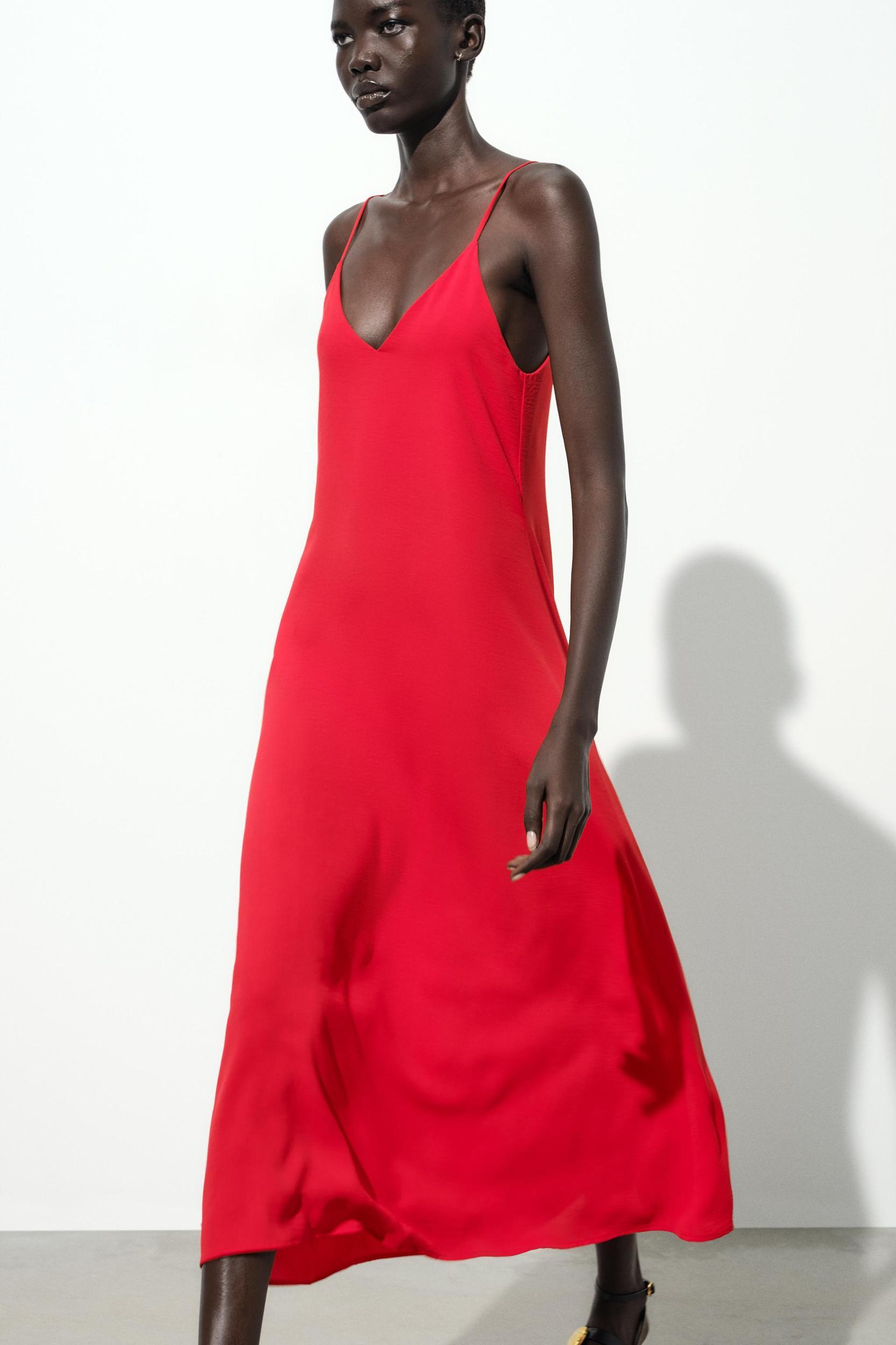 FLOWY LONG DRESS Product Image