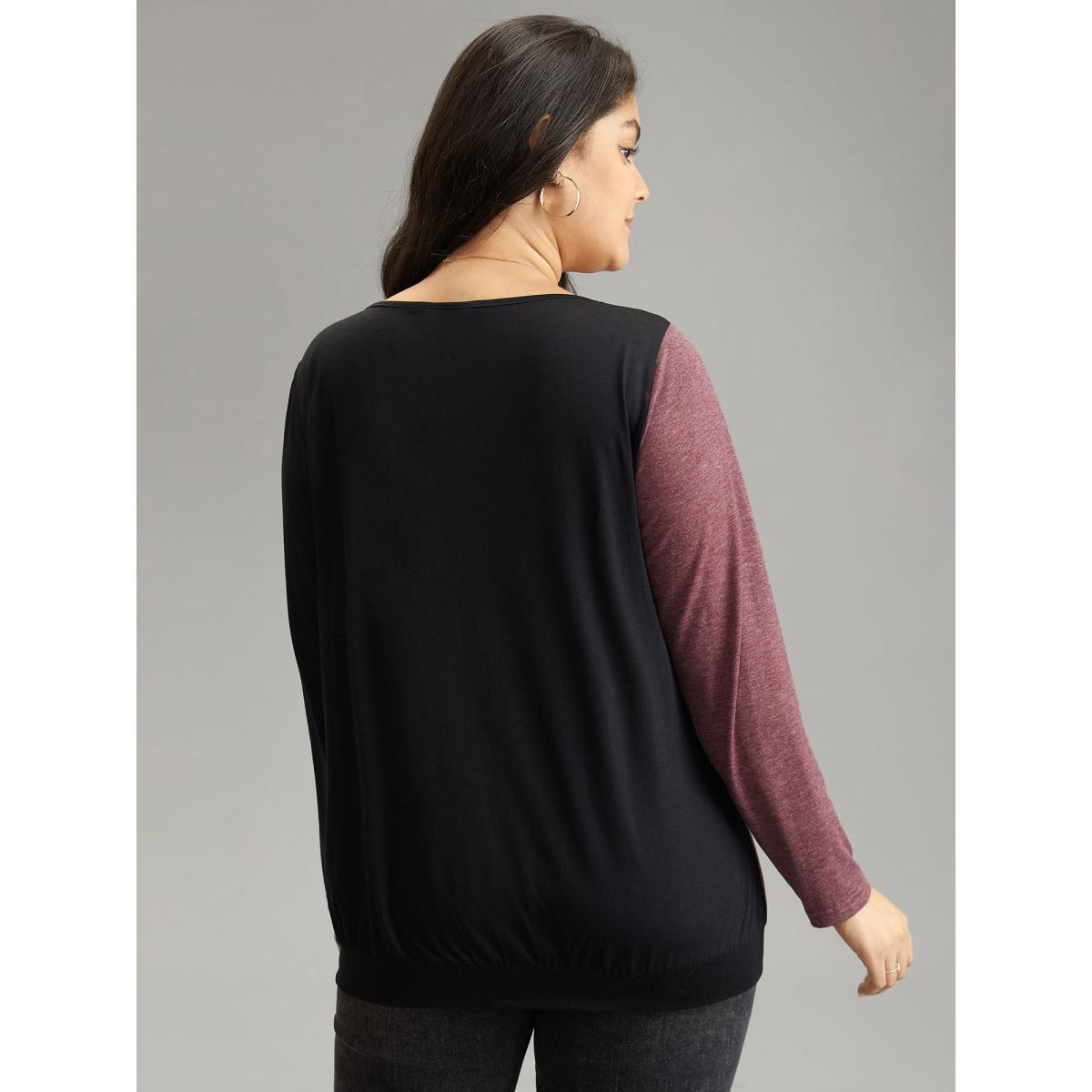 Plus Size Two Tone Round Neck Button Detail T-shirt Black Women Casual Contrast Plain Round Neck Dailywear T-shirts BloomChic 28/5X Product Image