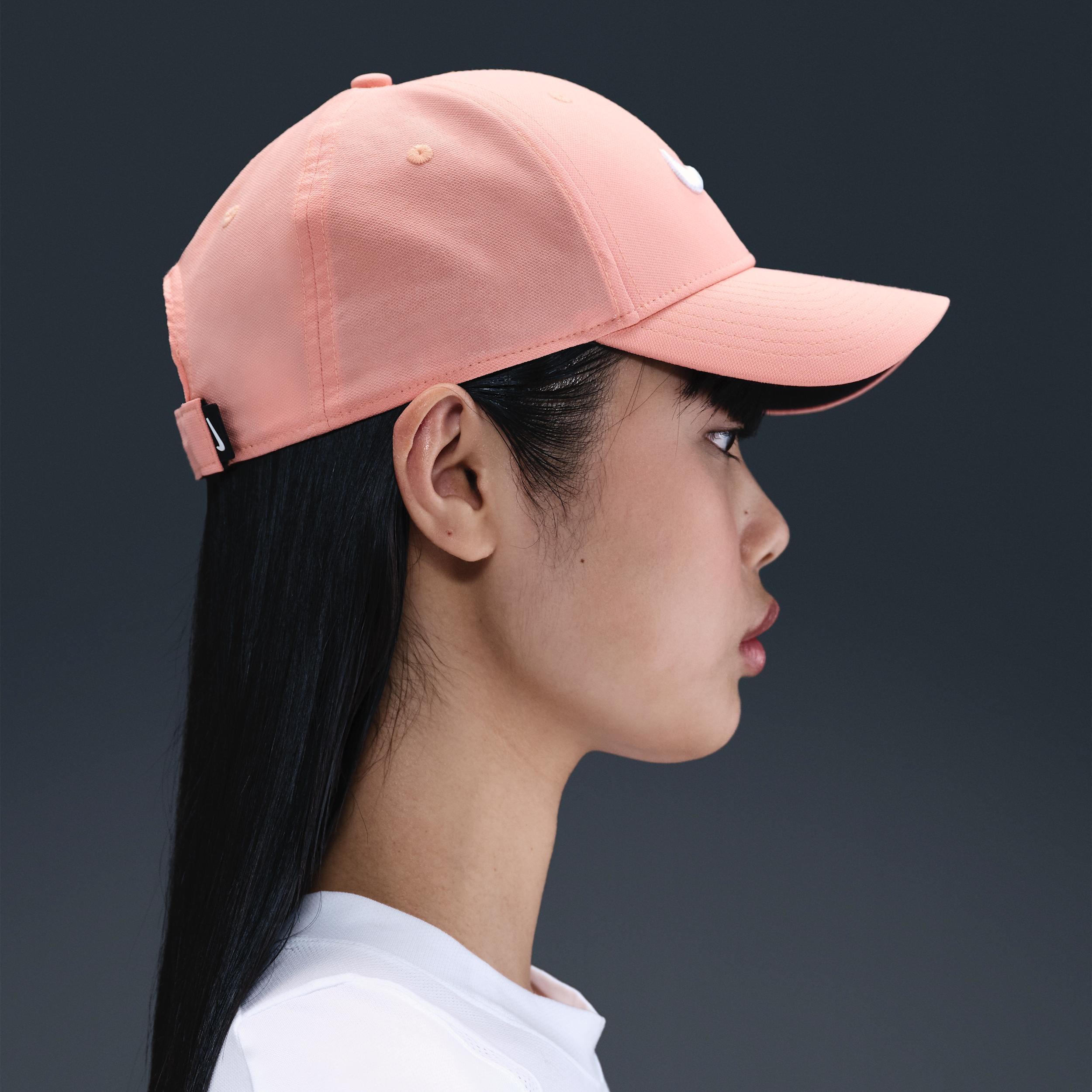 Nike Dri-FIT Club Structured Swoosh Cap Product Image