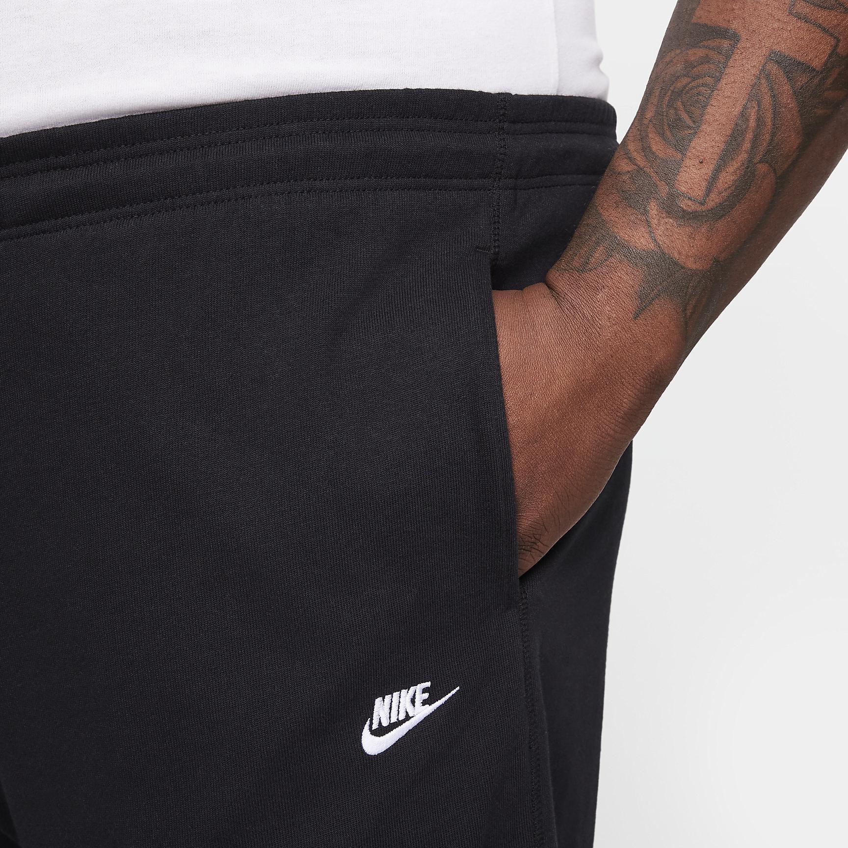 Nike Club Men's Knit Joggers Product Image