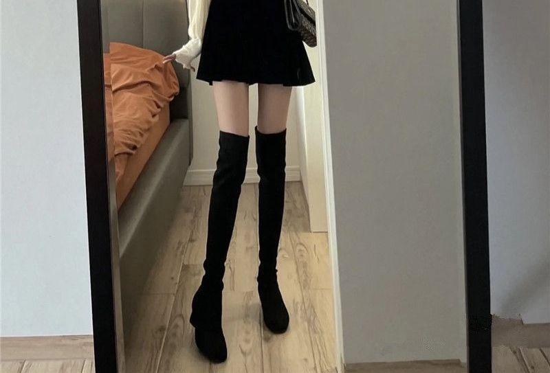 Long-Sleeve Ruffled Bow Blouse / Pleated Mini A-Line Skirt Product Image